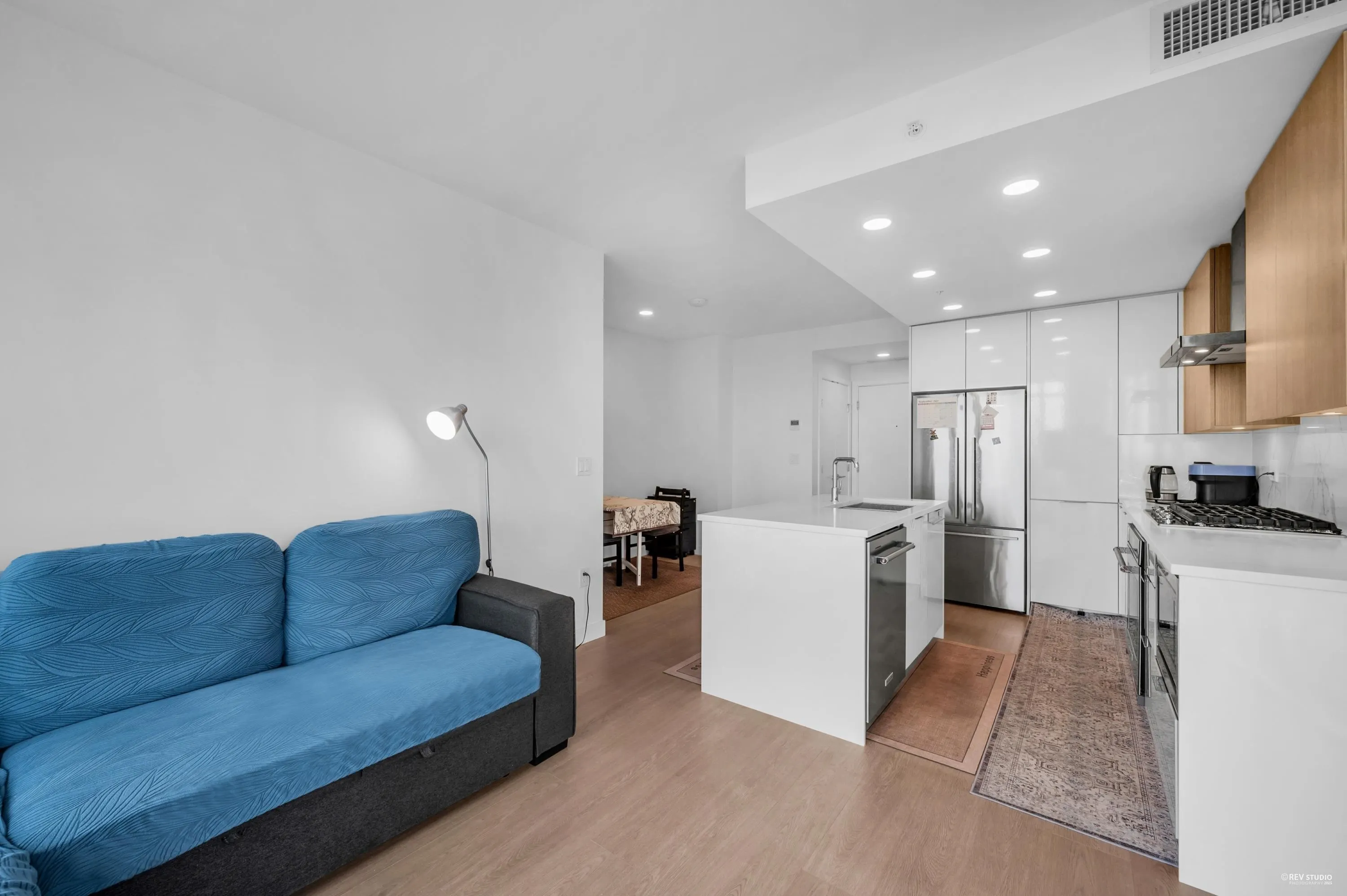 1607 7769 Park Crescent