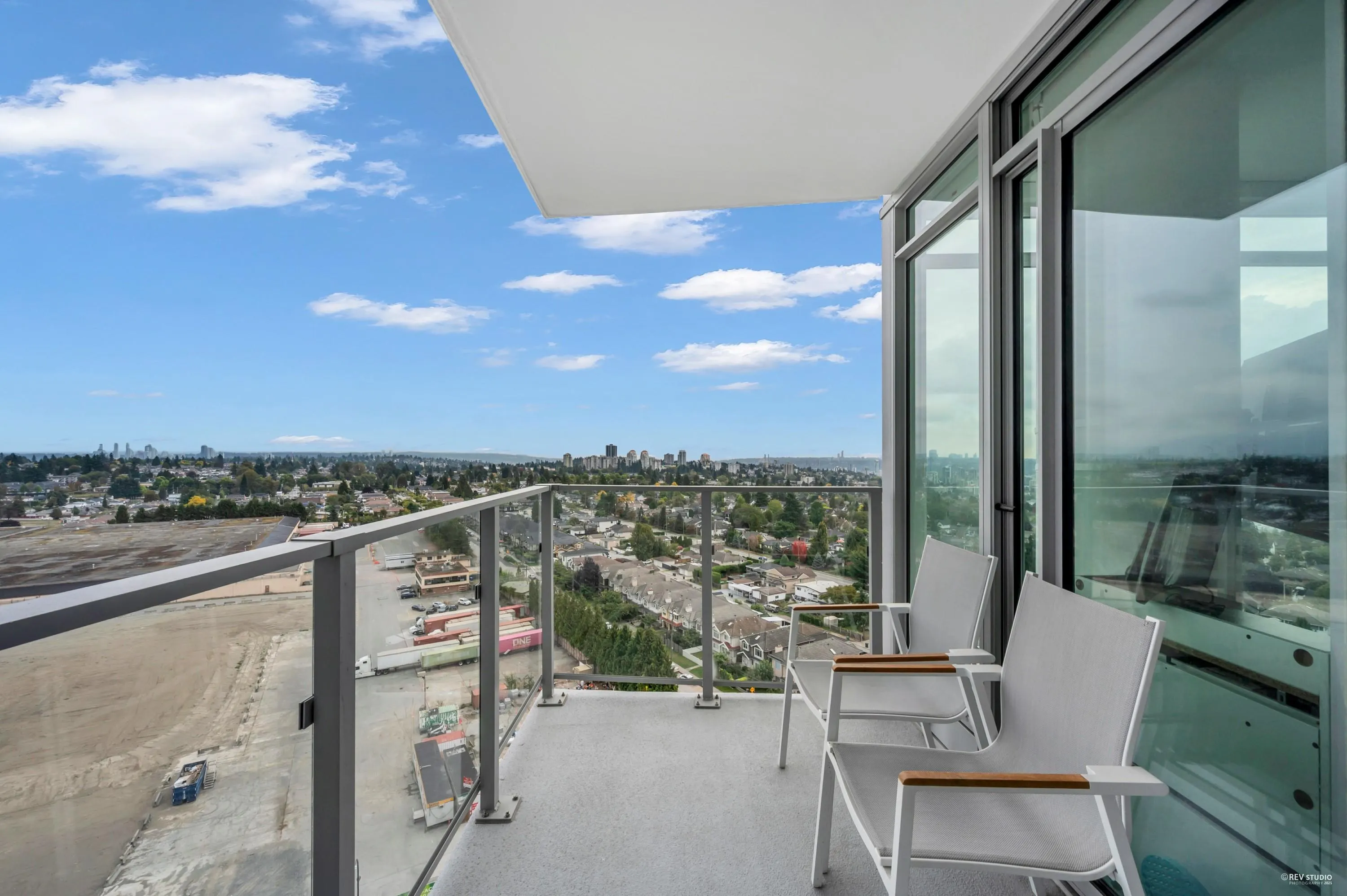 1607 7769 Park Crescent