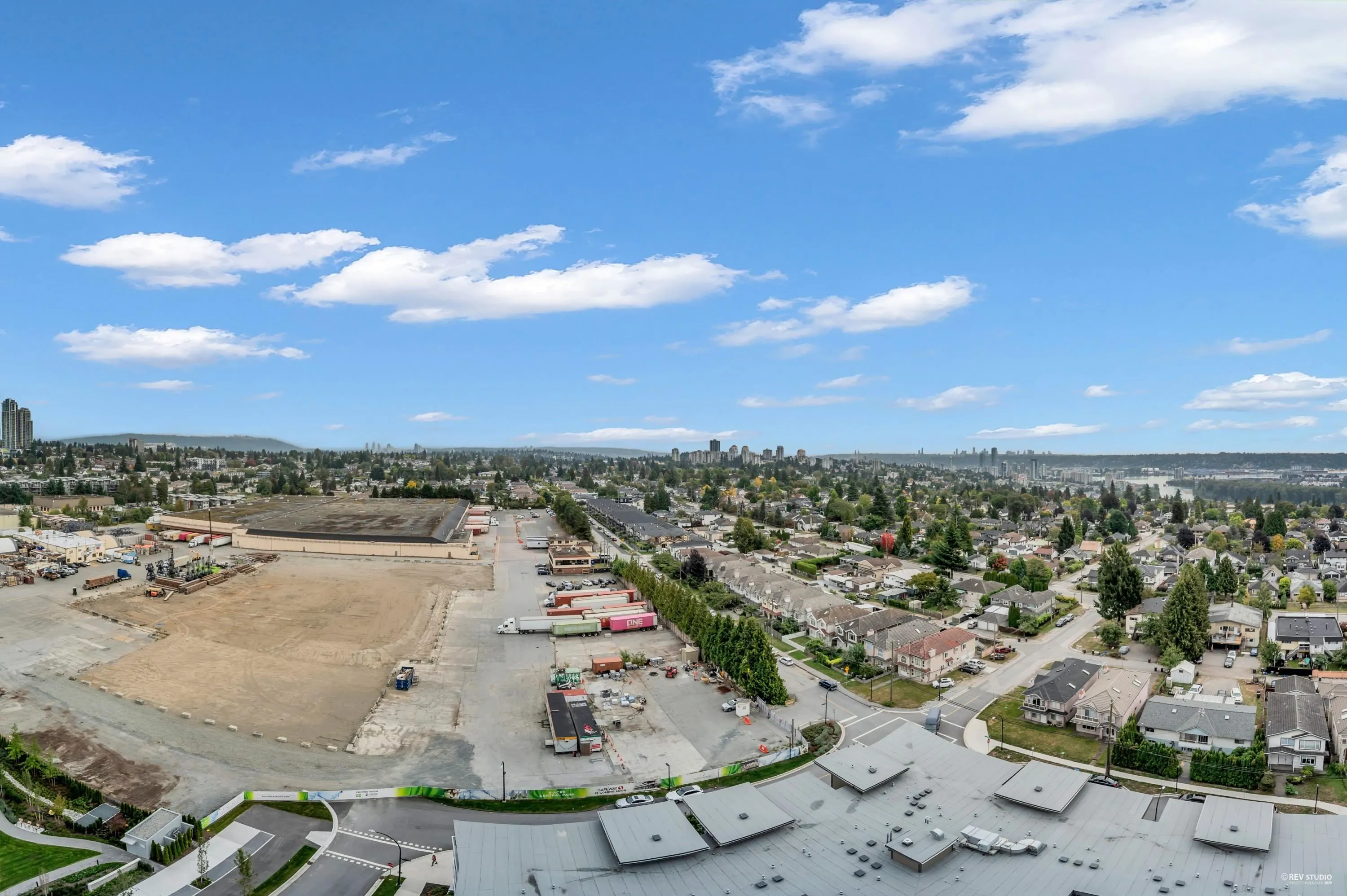 1607 7769 Park Crescent