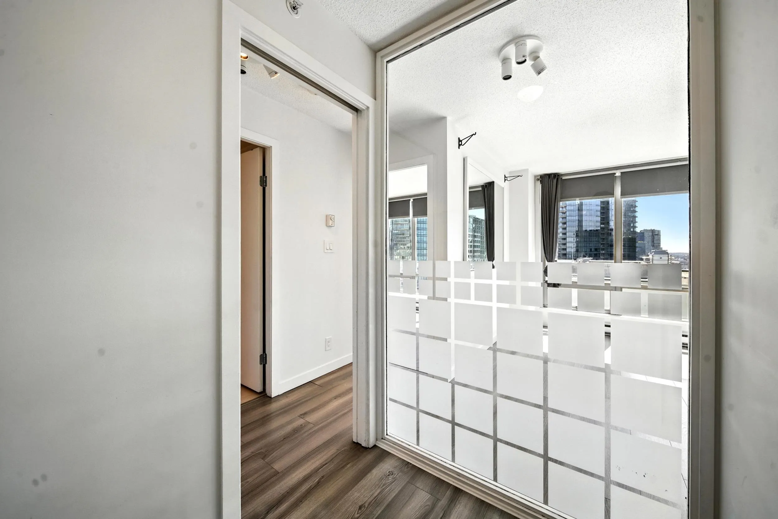 3004 1200 W Georgia Street