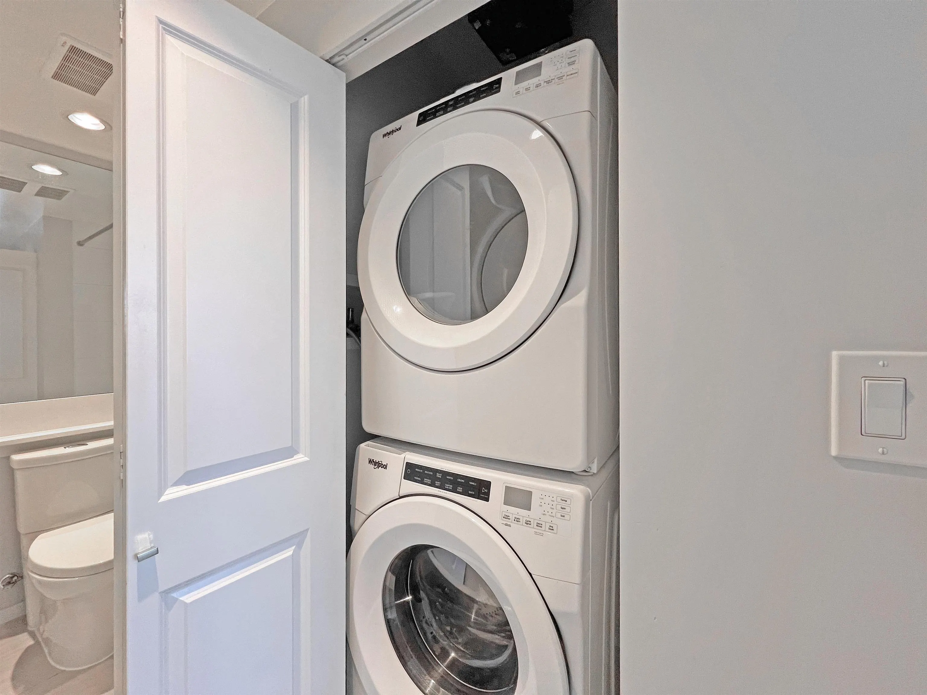 3307 6700 Dunblane Avenue