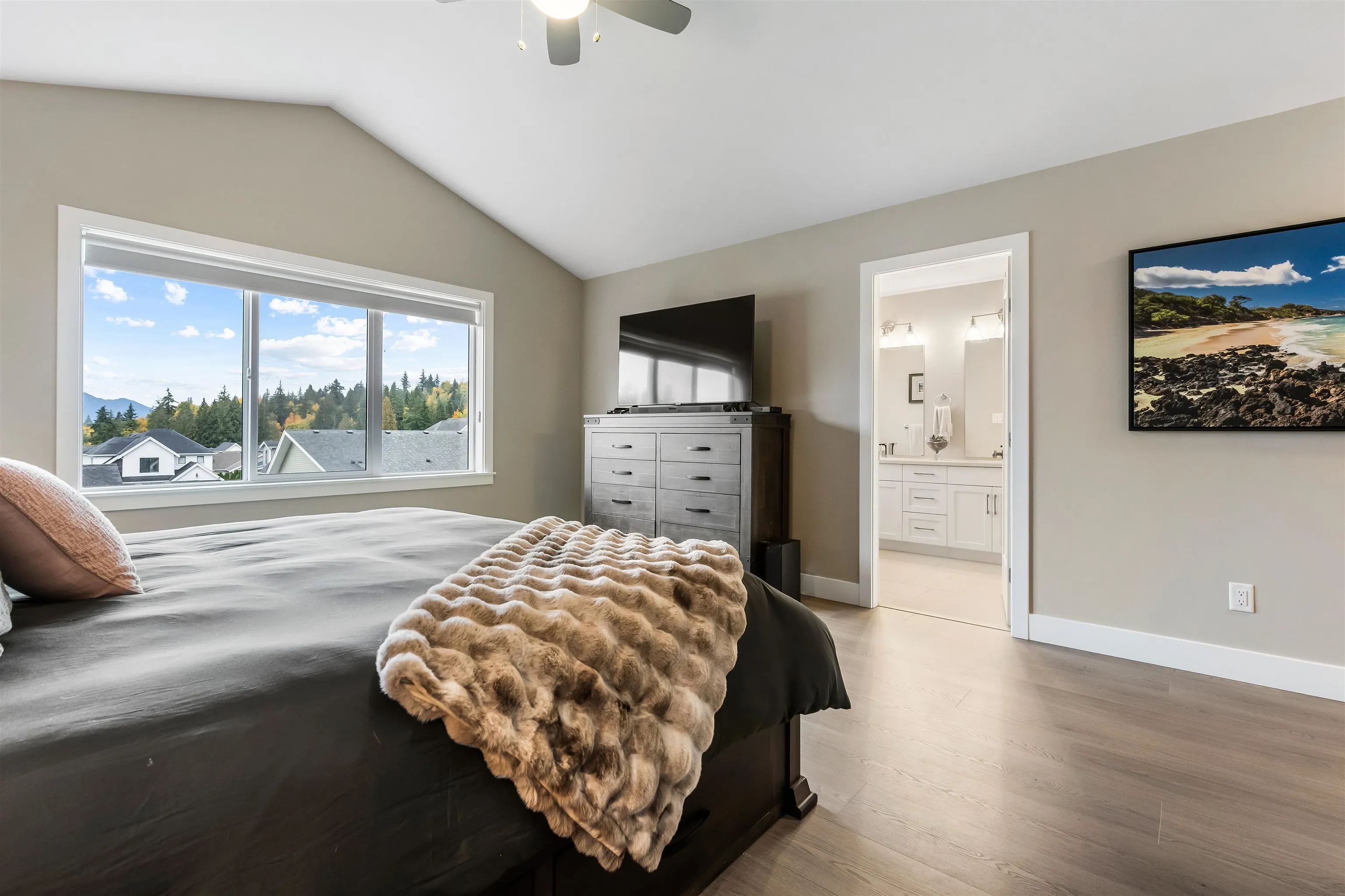 50203 Kensington Drive