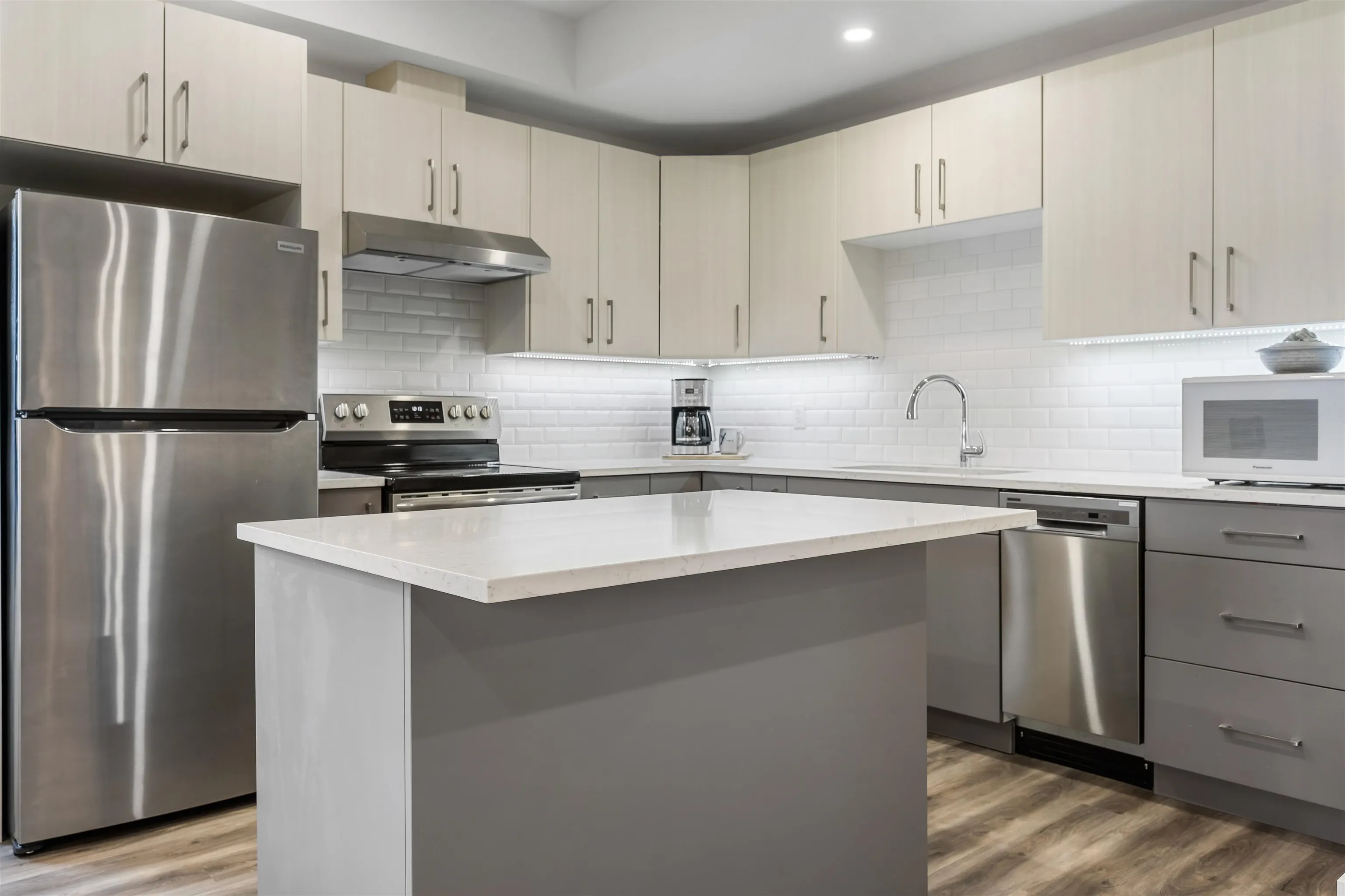 50203 Kensington Drive