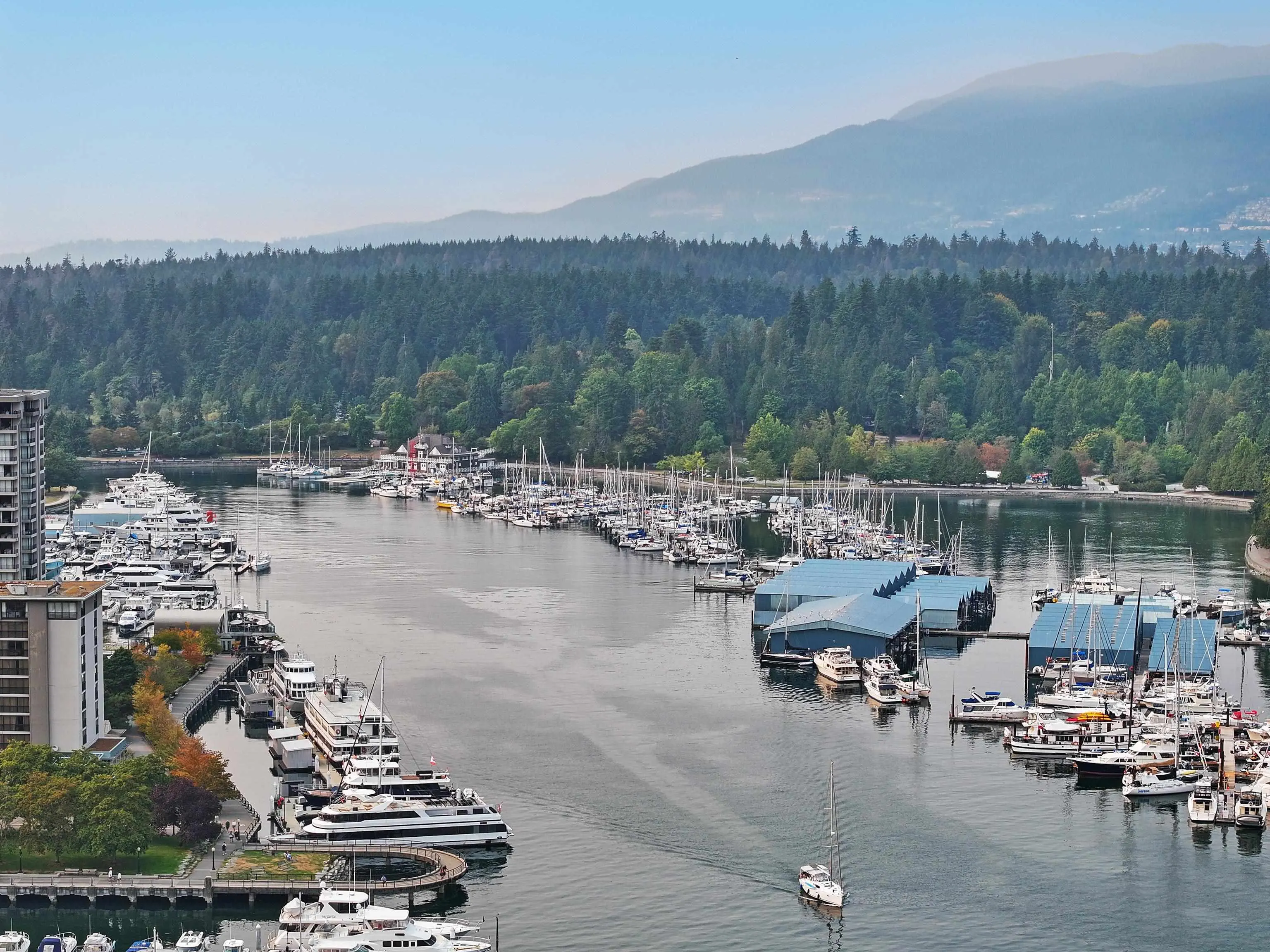 2502 323 Jervis Street