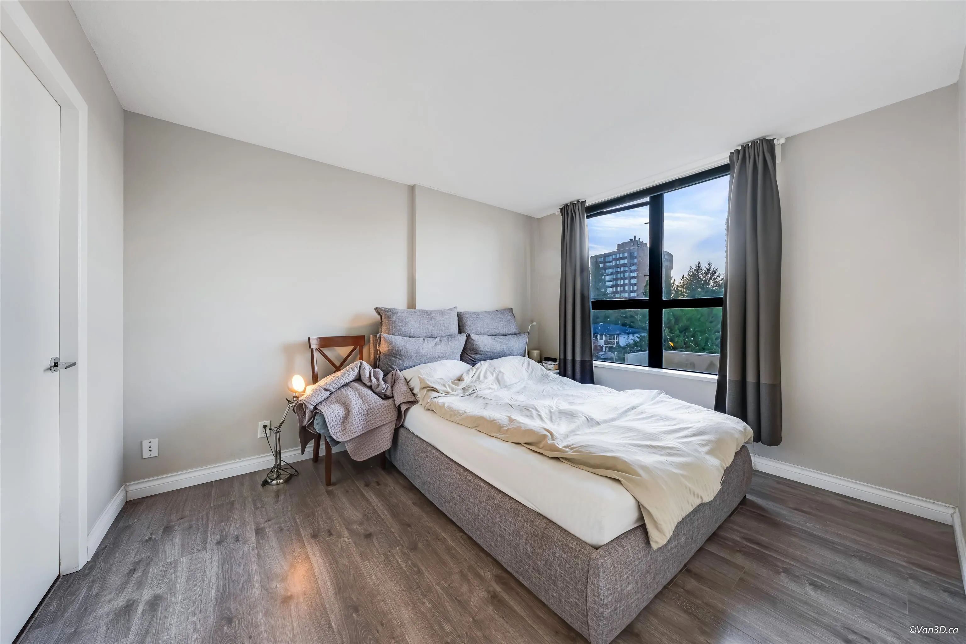 301 7225 Acorn Avenue