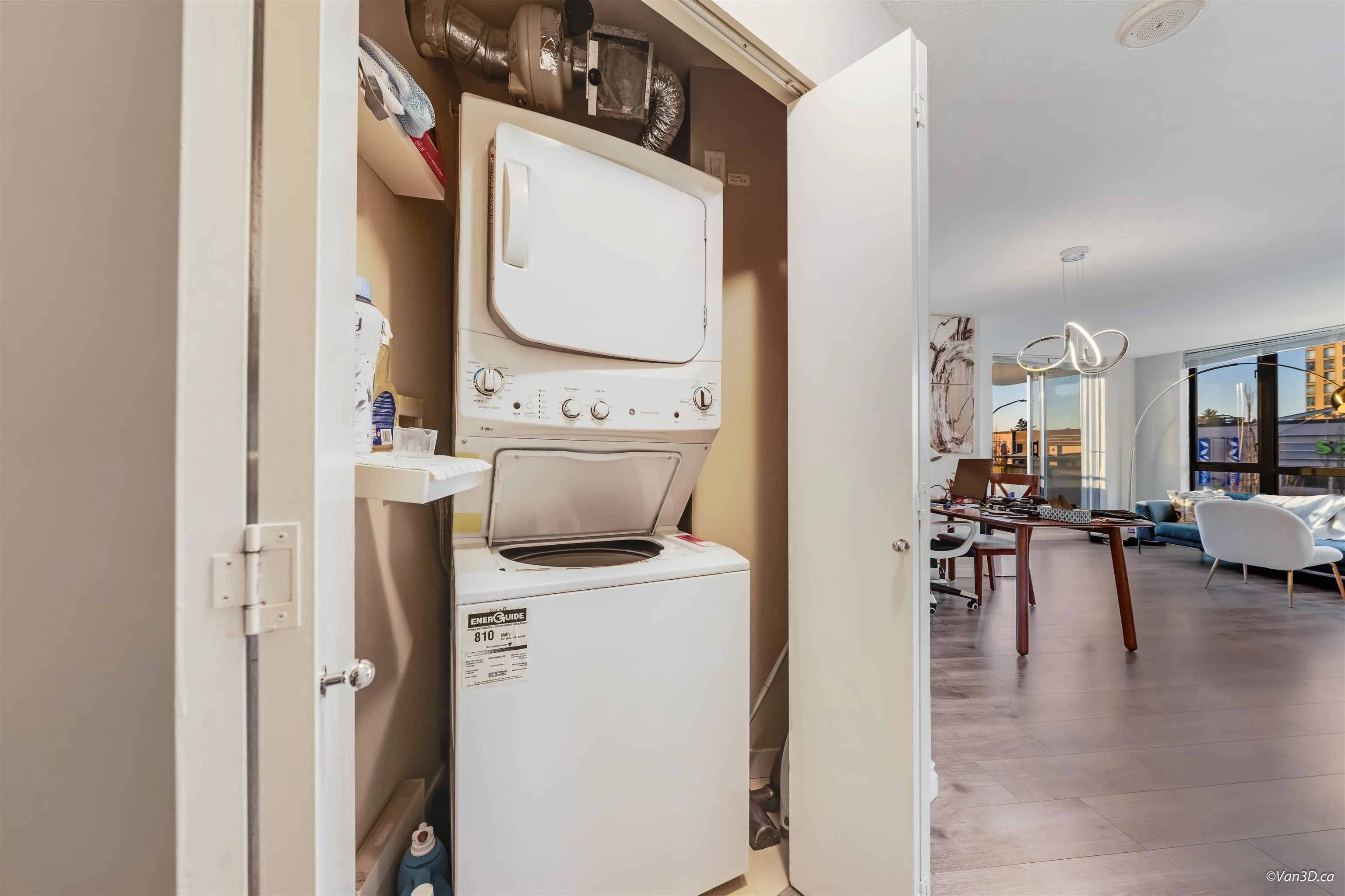 301 7225 Acorn Avenue