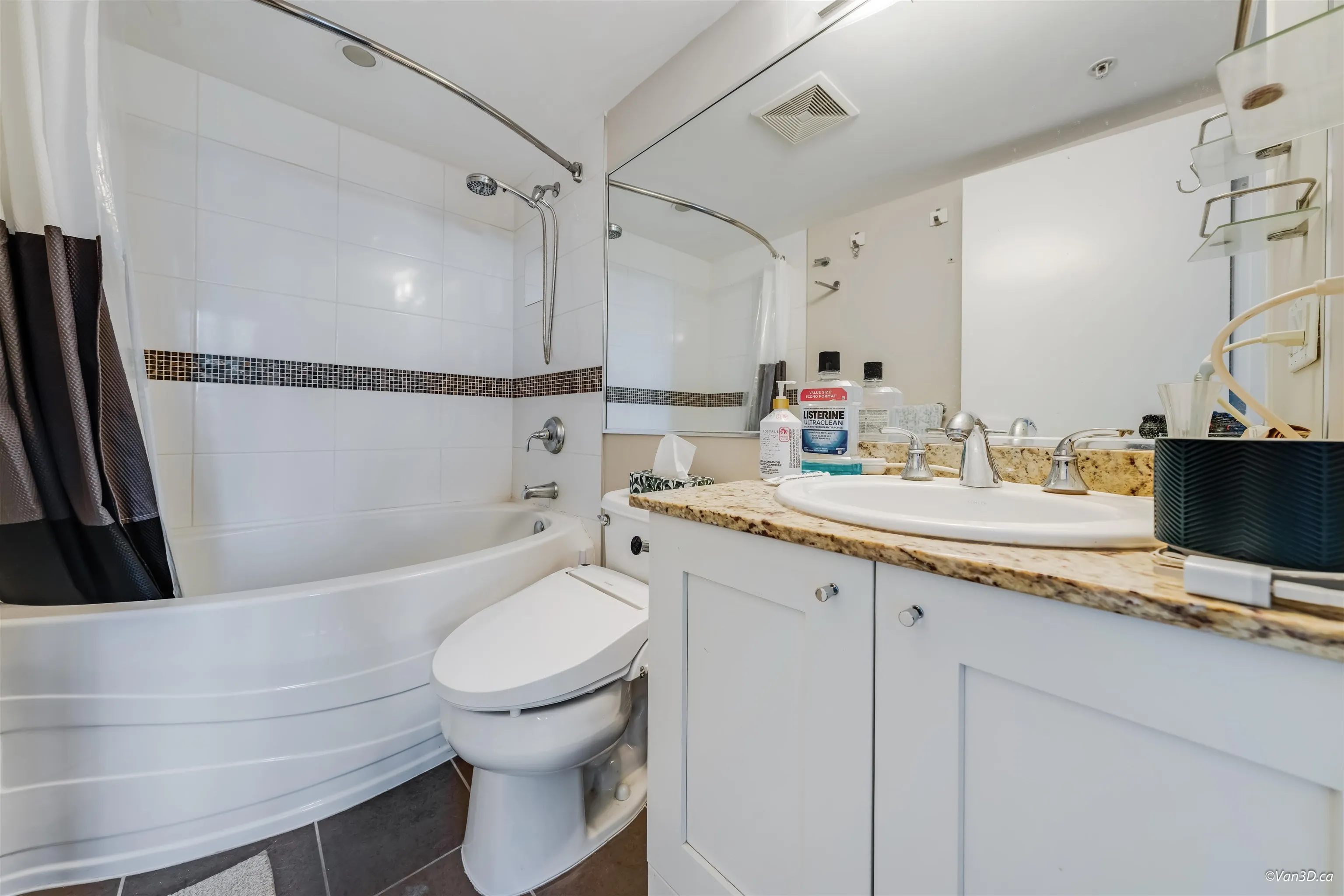 301 7225 Acorn Avenue