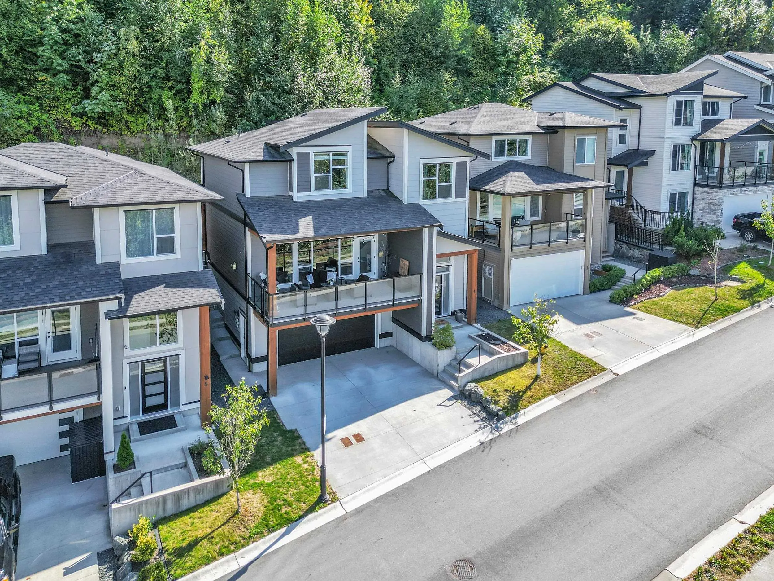 4 6262 Rexford Drive