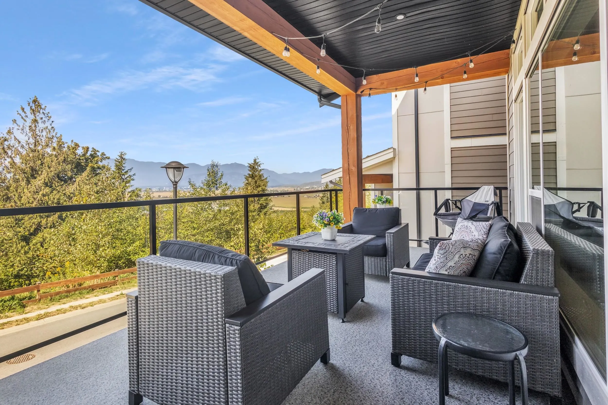 4 6262 Rexford Drive