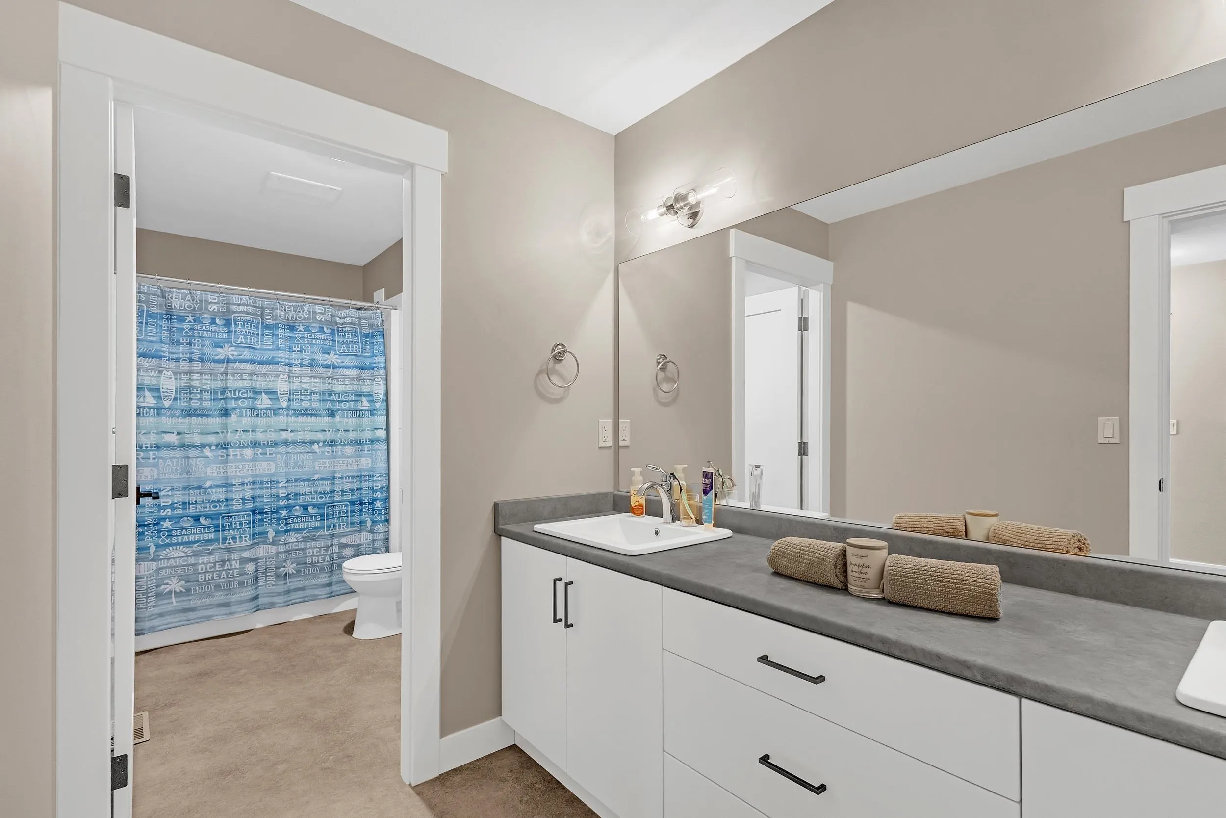 4 6262 Rexford Drive