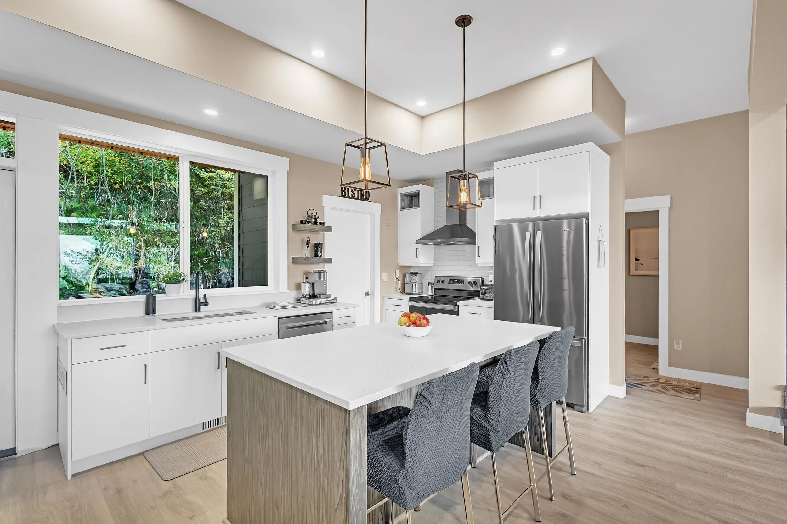 4 6262 Rexford Drive