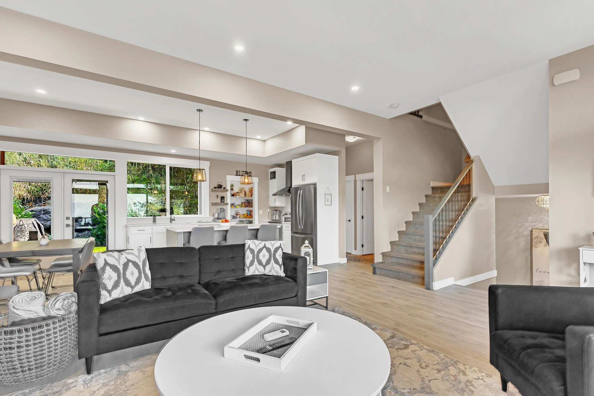 4 6262 Rexford Drive