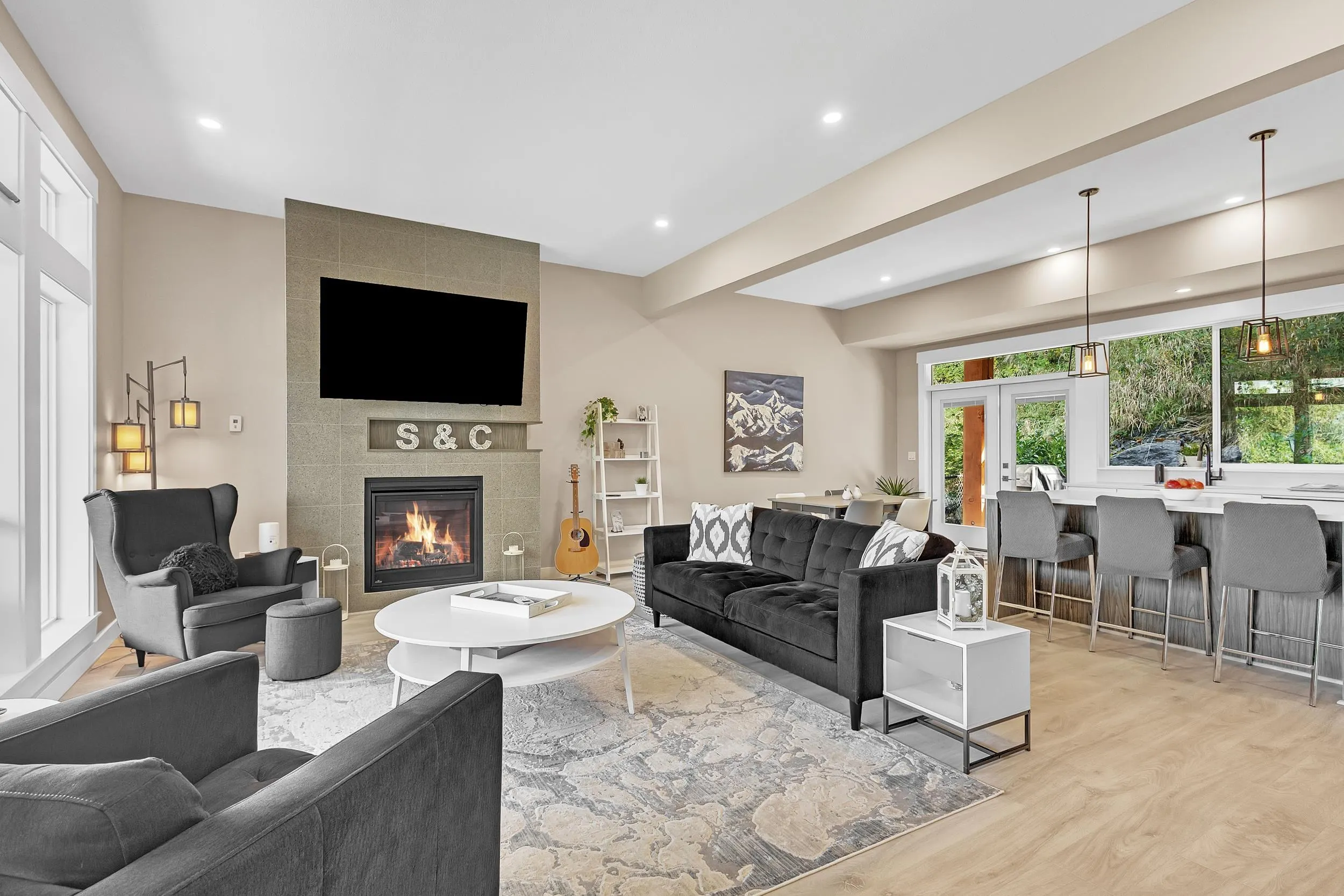 4 6262 Rexford Drive