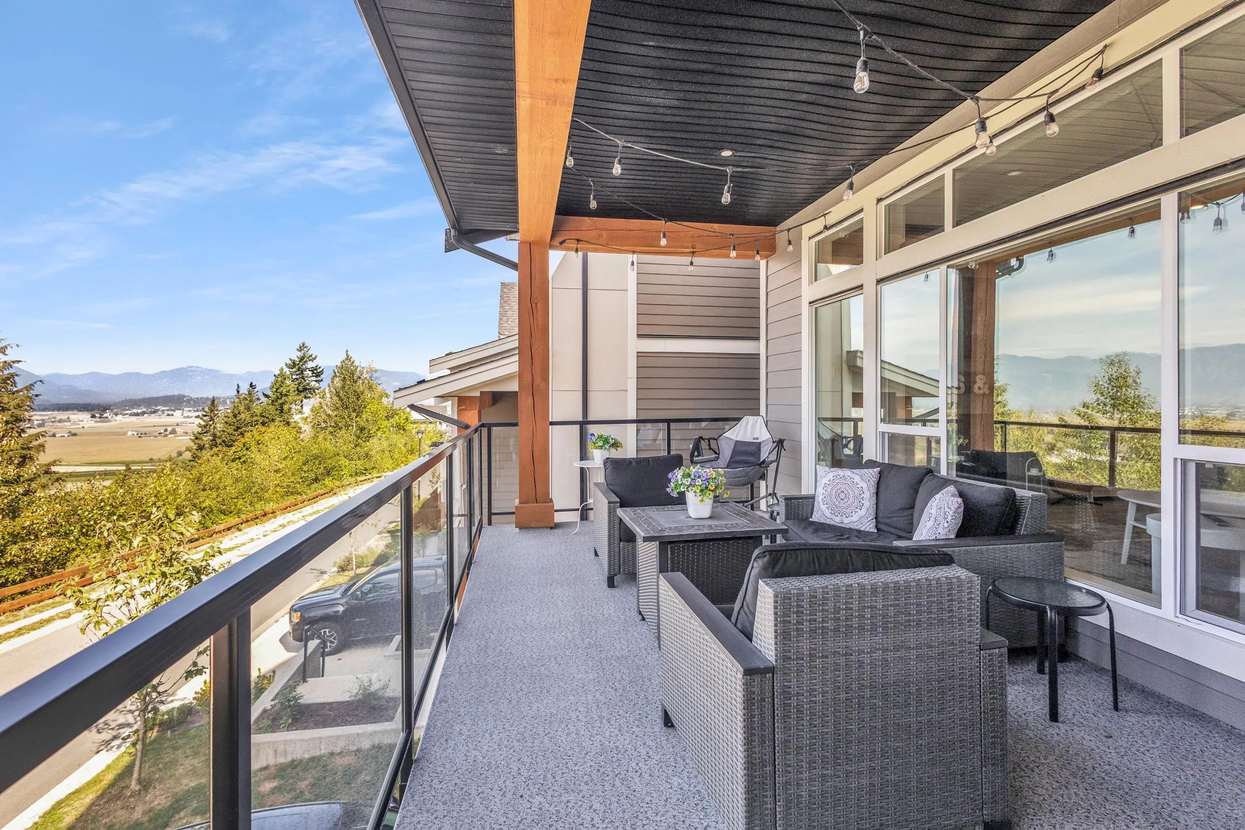 4 6262 Rexford Drive