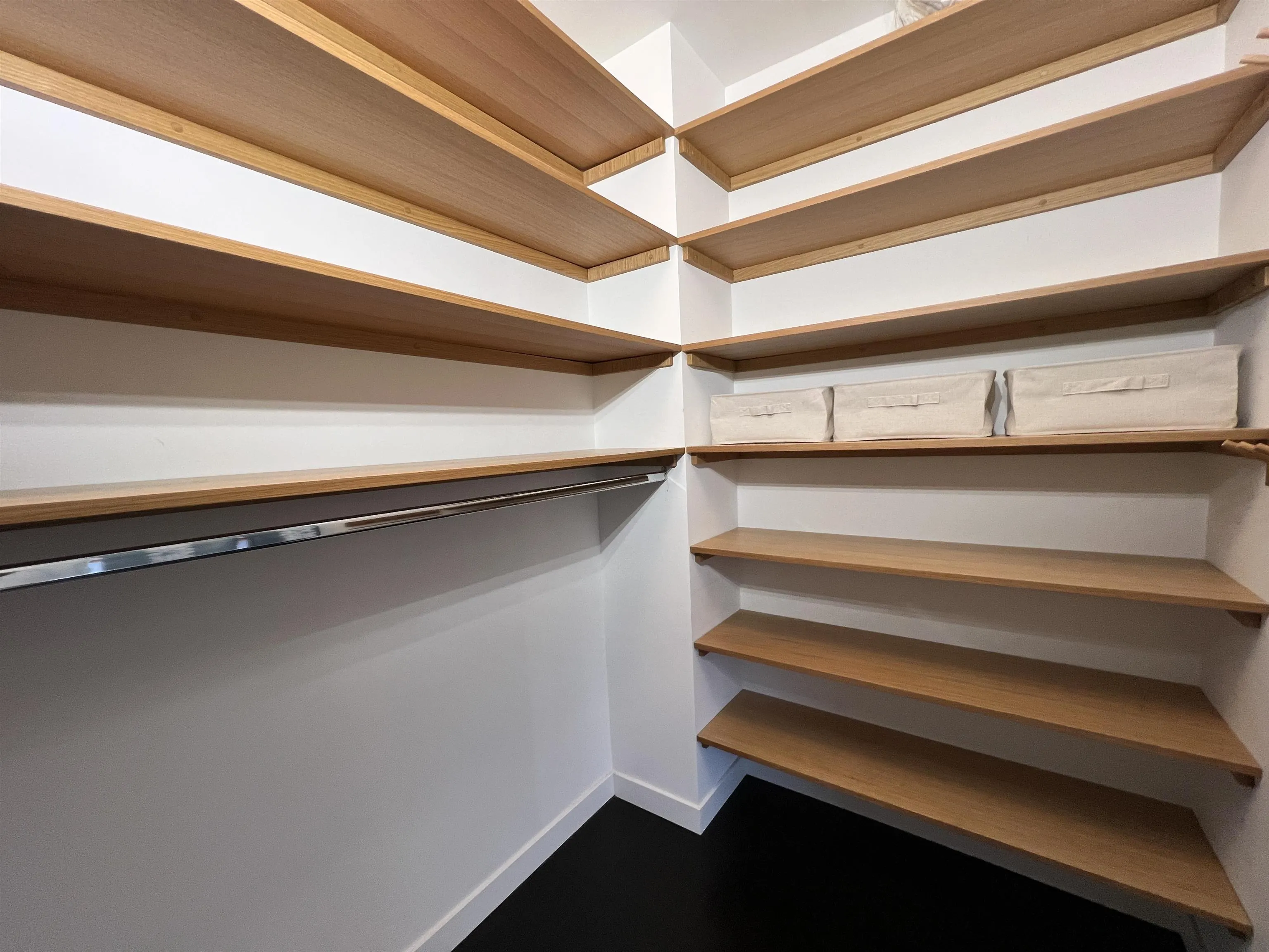 901 710 Chilco Street