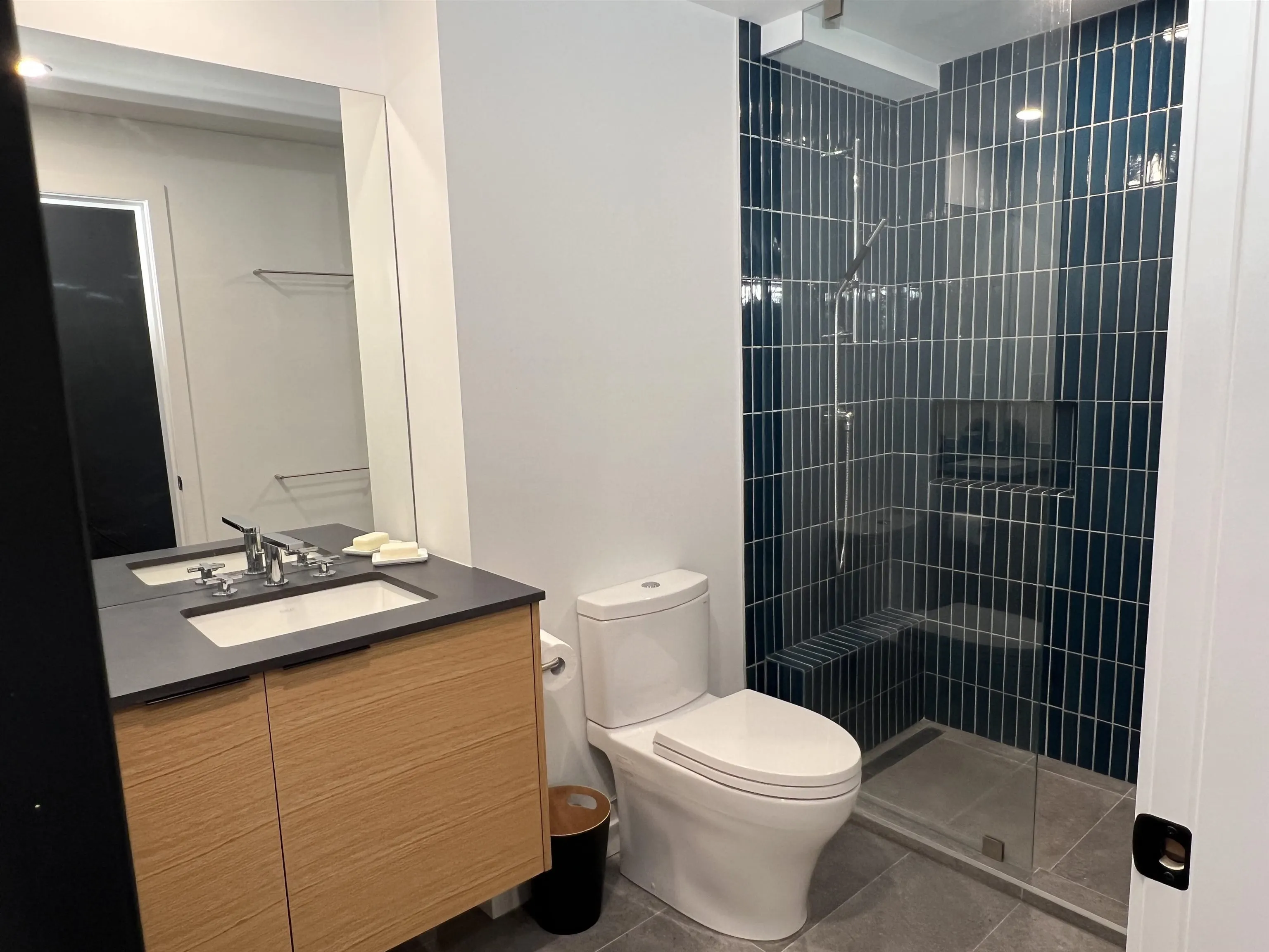 901 710 Chilco Street