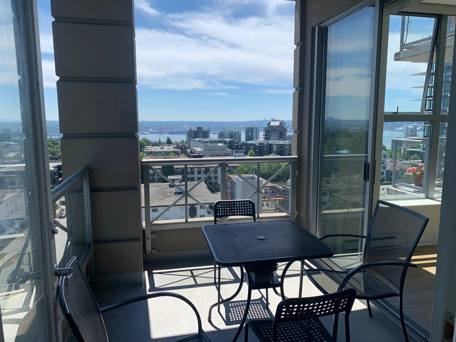 1004 160 E 13th Street