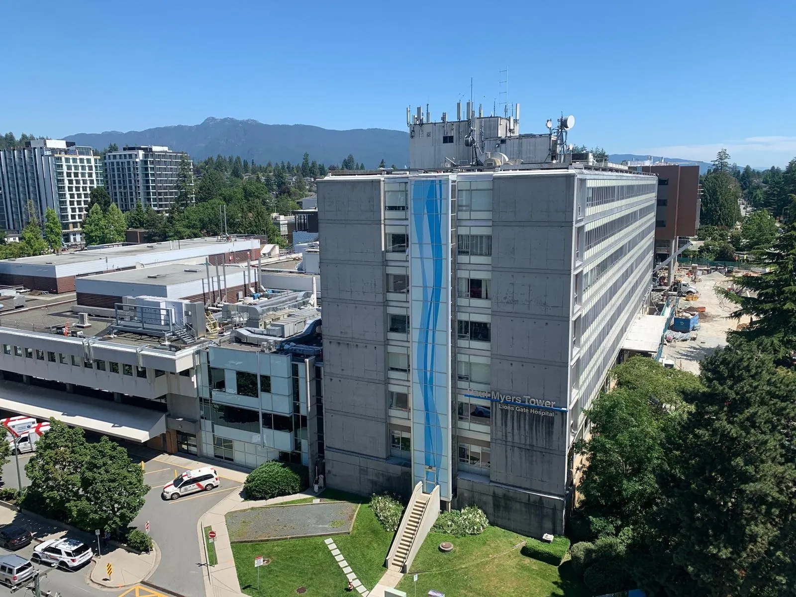 1004 160 E 13th Street