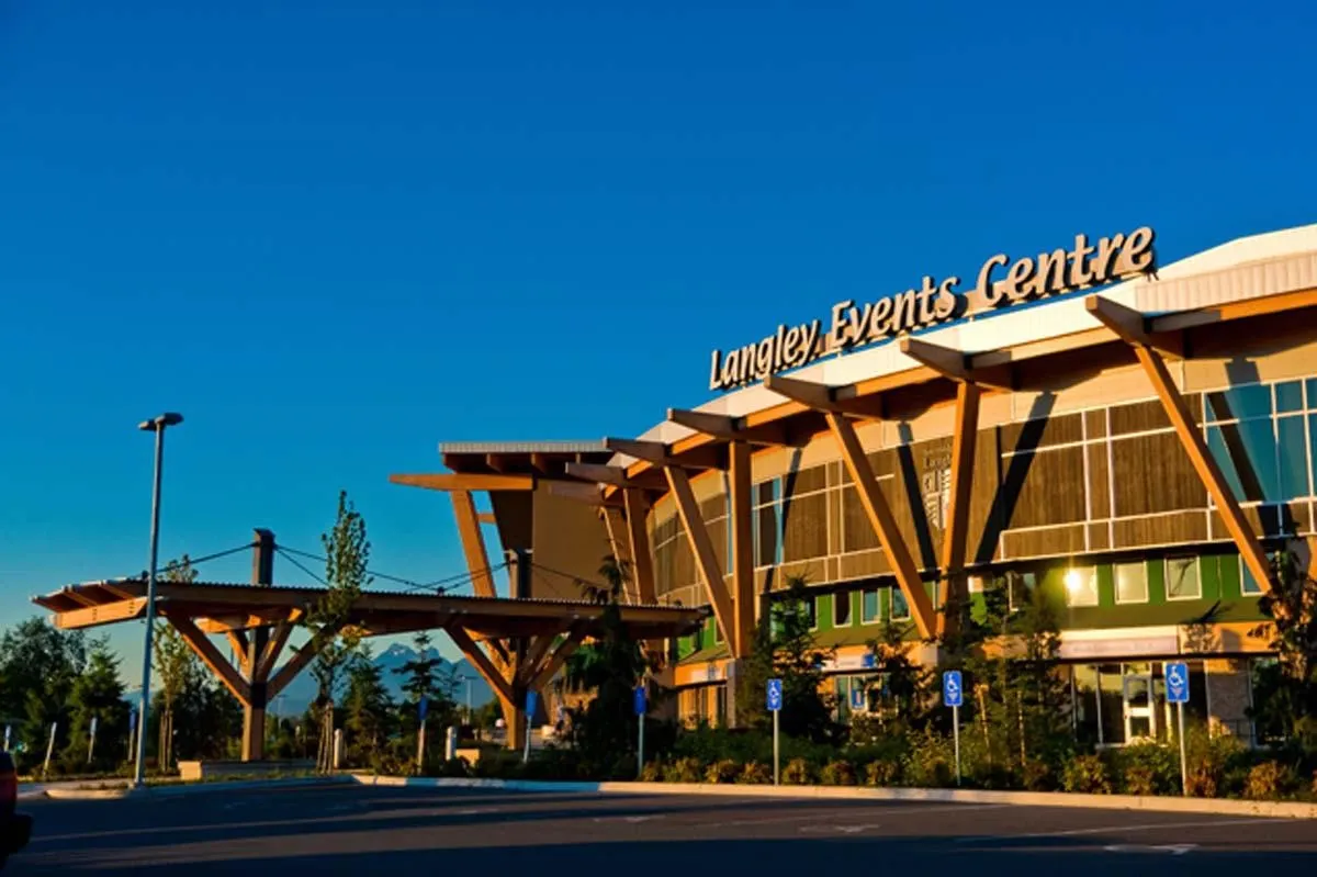 B407 20087 68 Avenue