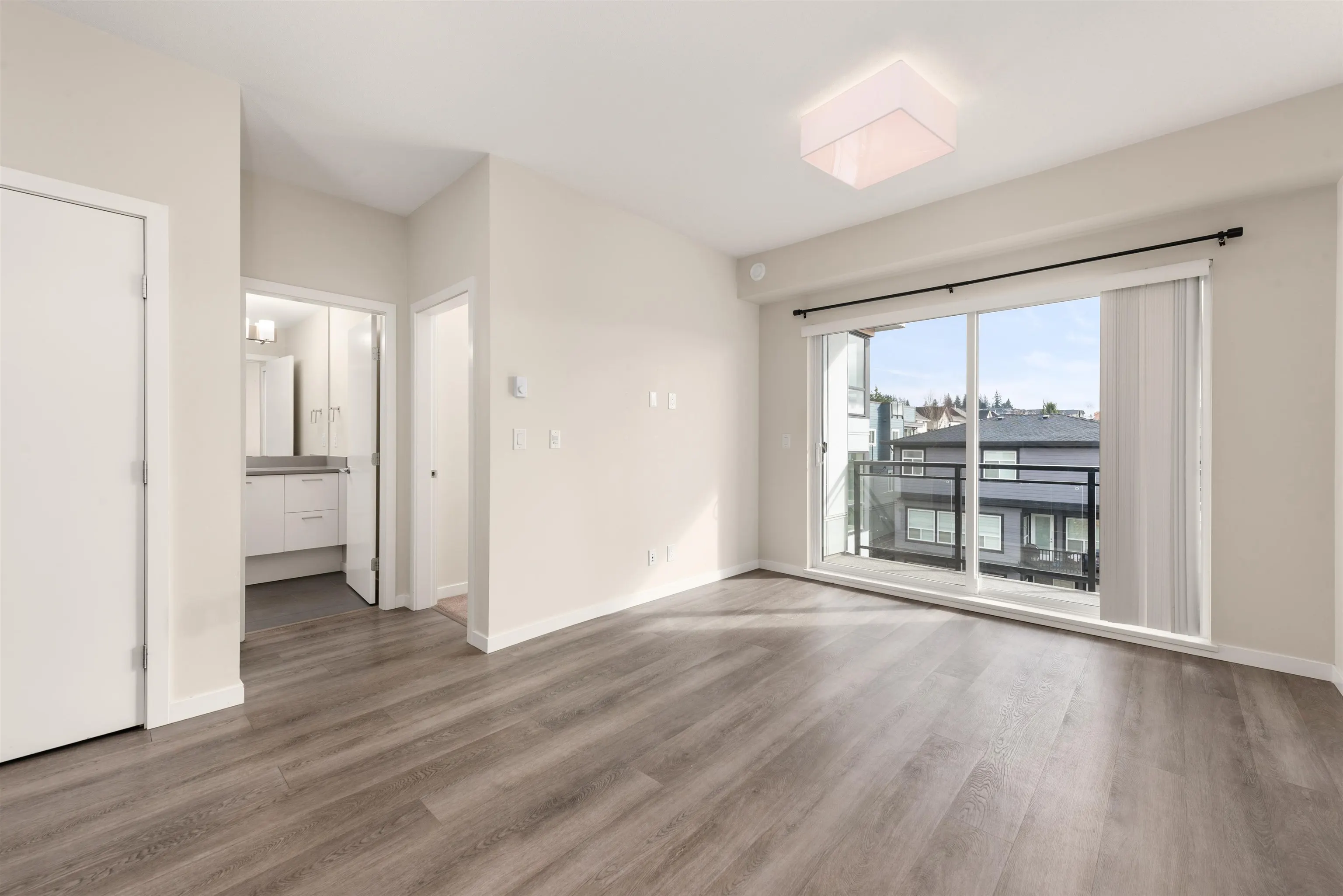 B407 20087 68 Avenue