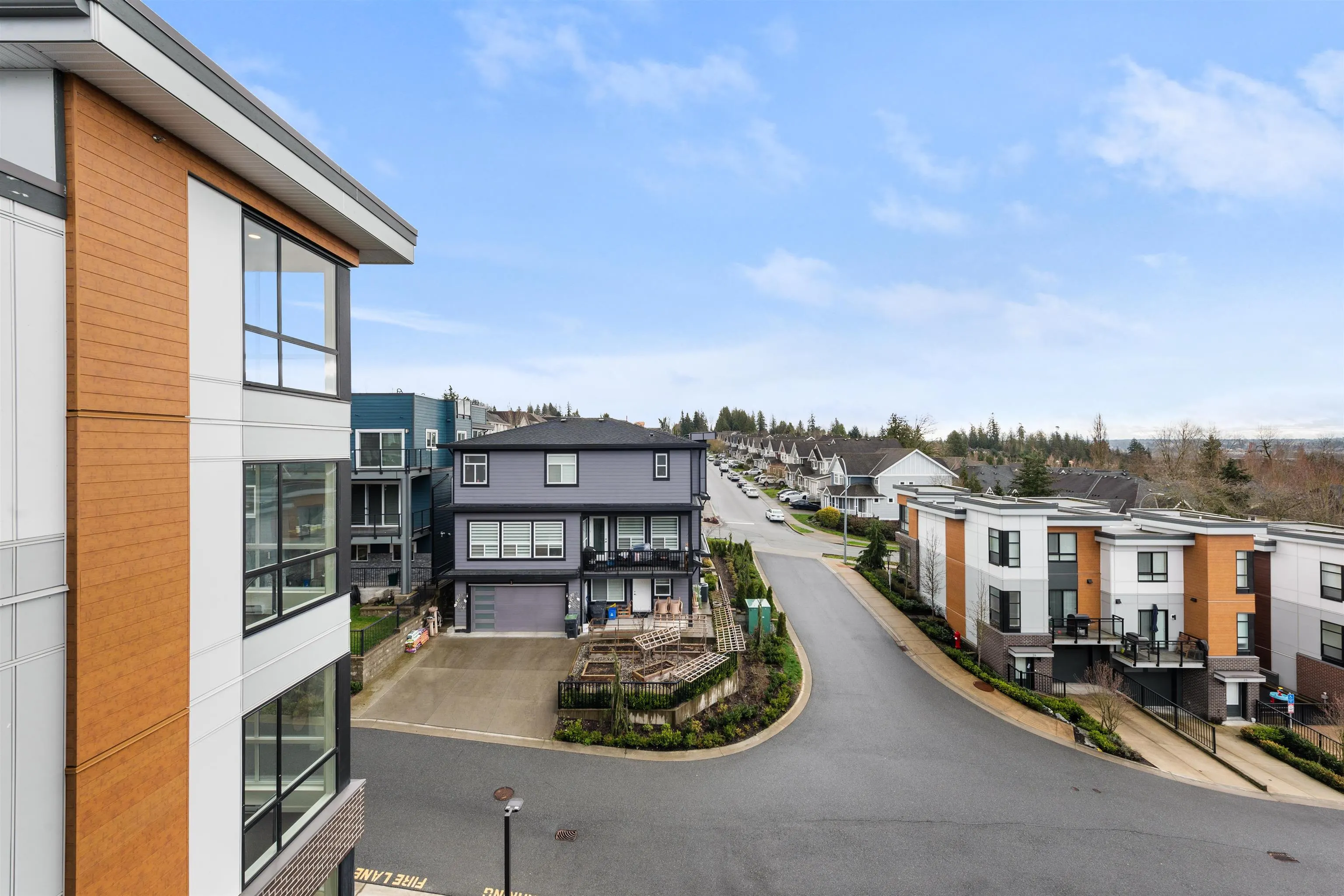 B407 20087 68 Avenue