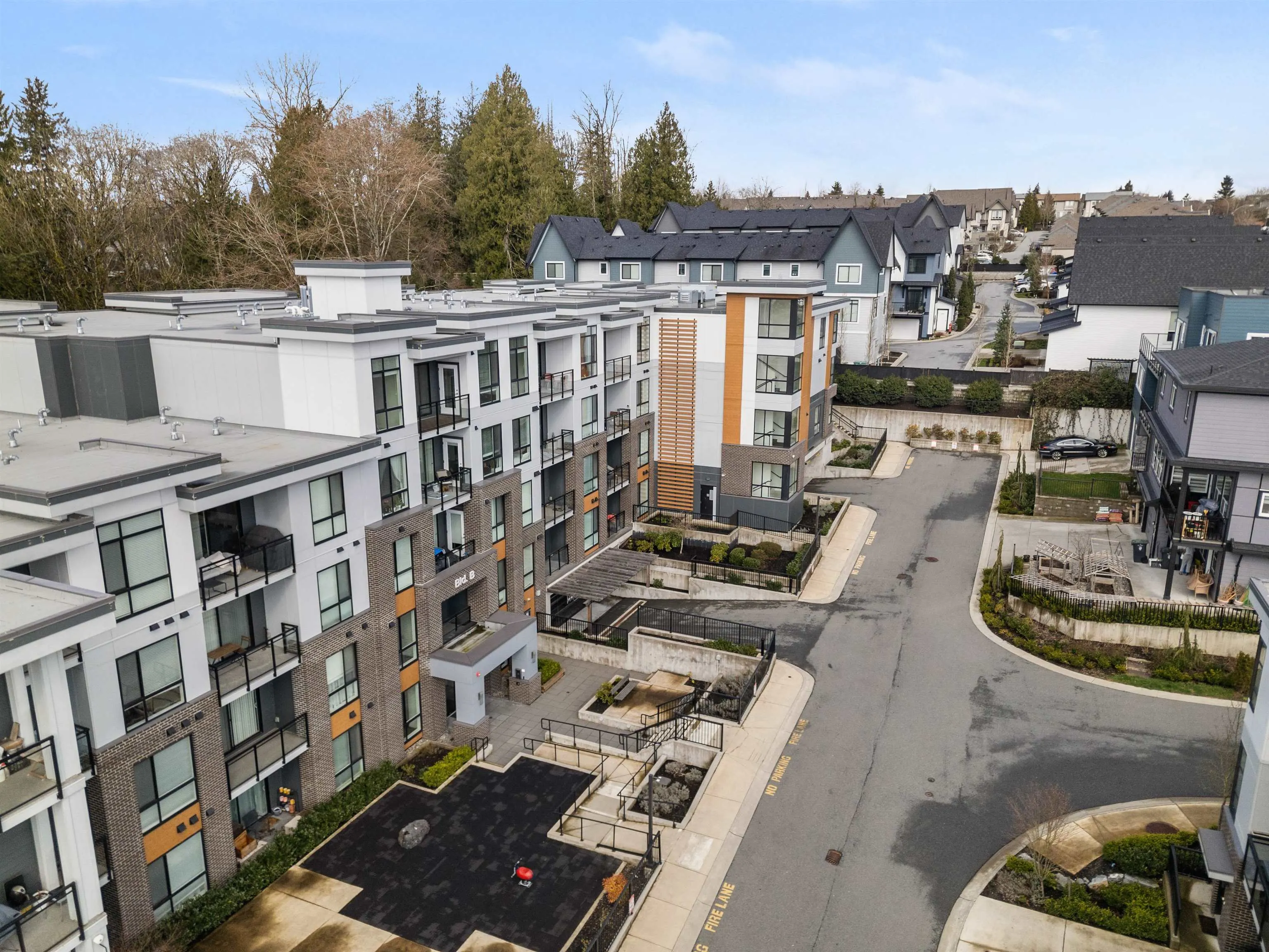 B407 20087 68 Avenue