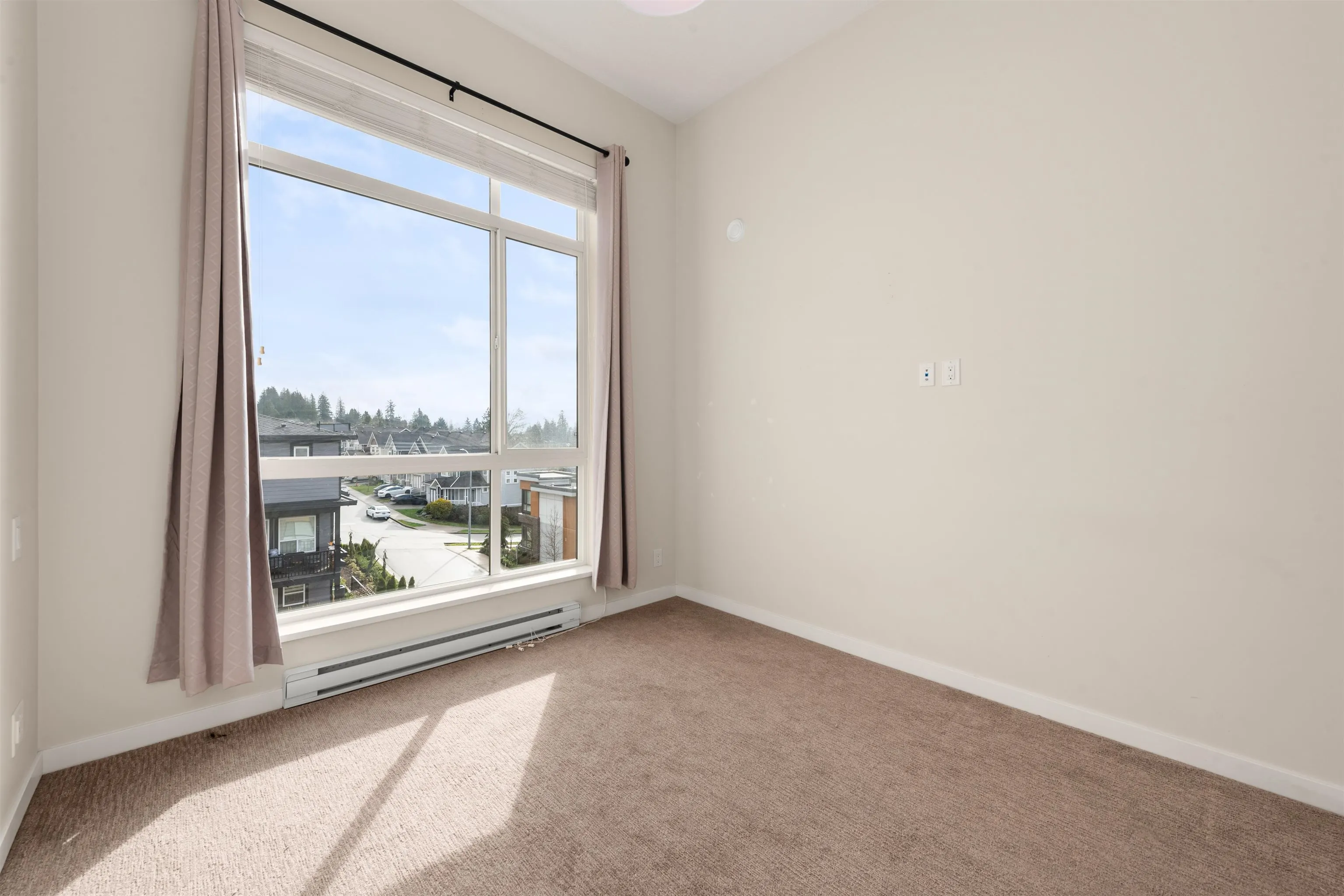 B407 20087 68 Avenue