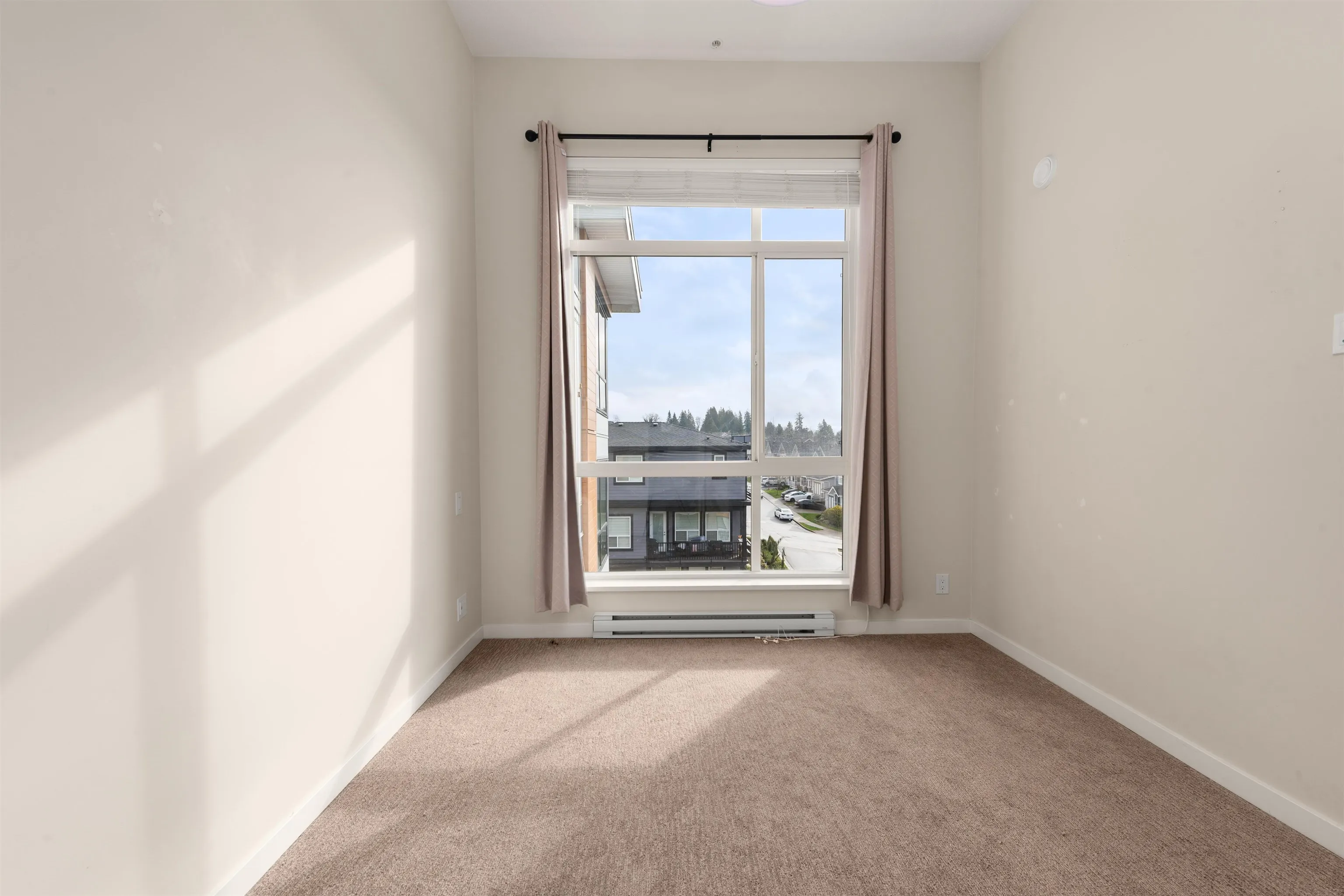 B407 20087 68 Avenue