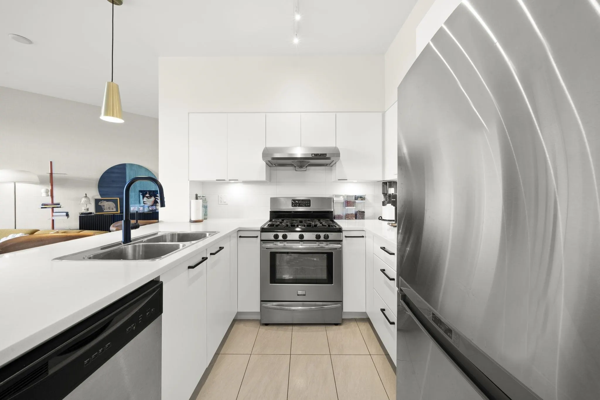 417 10880 No. 5 Road