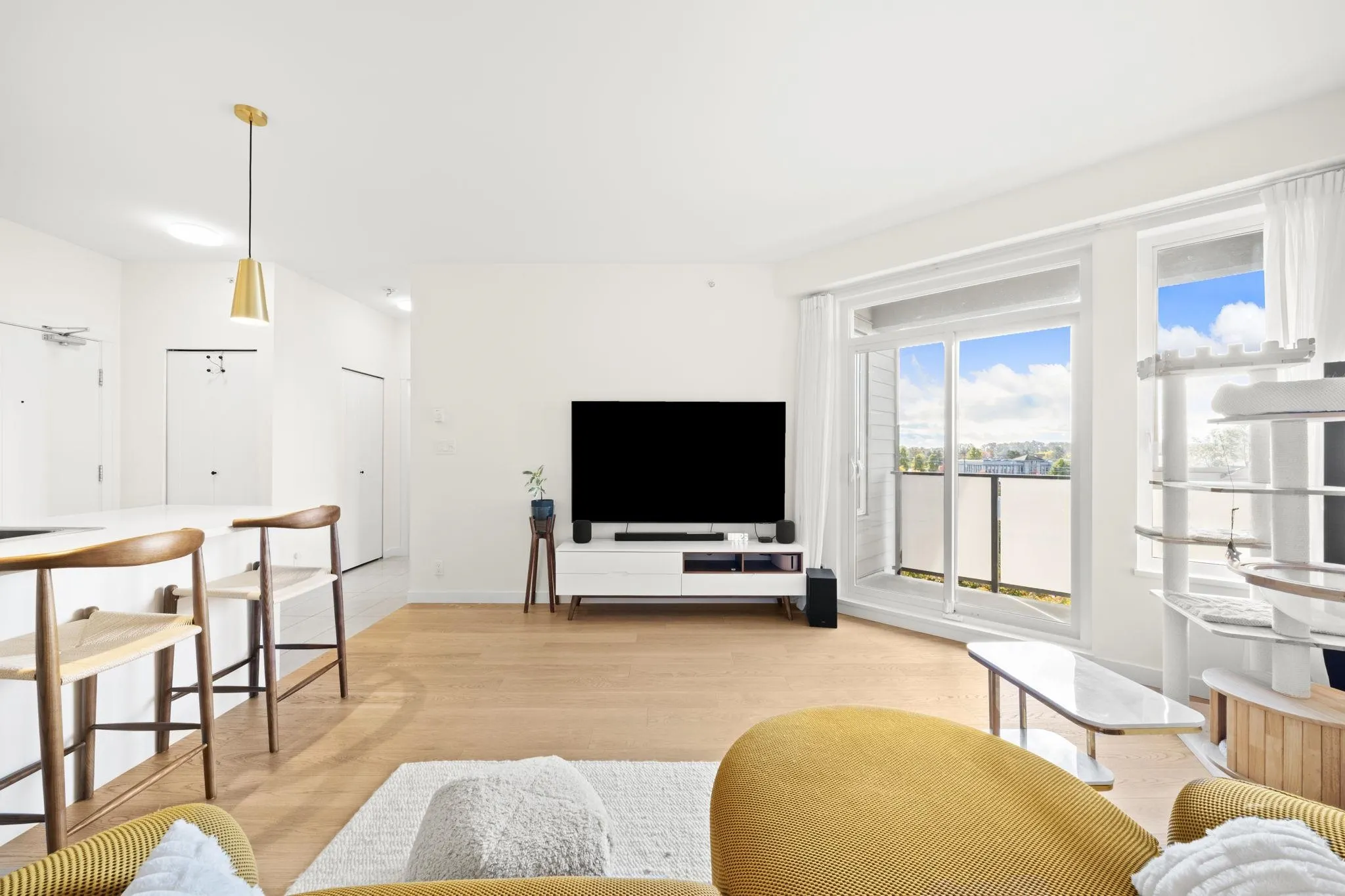 417 10880 No. 5 Road