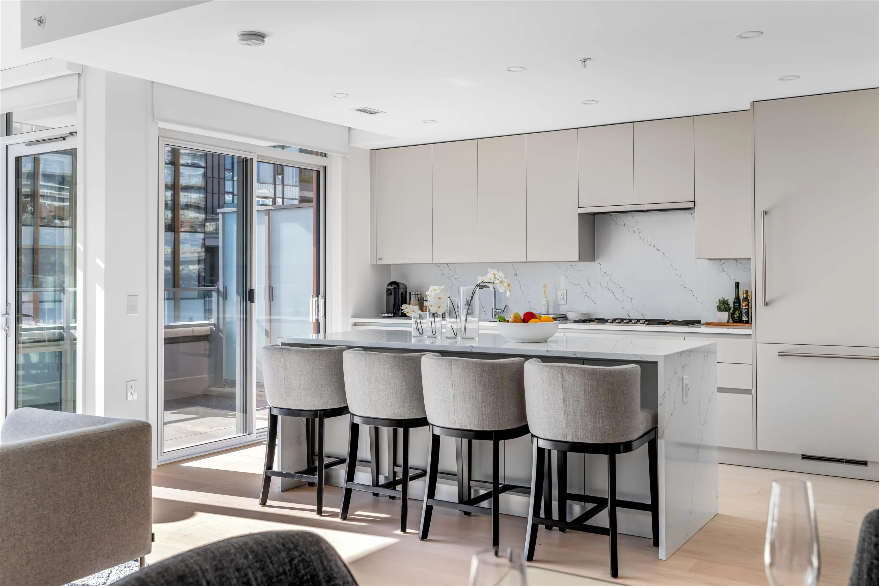 206 1331 Marine Drive