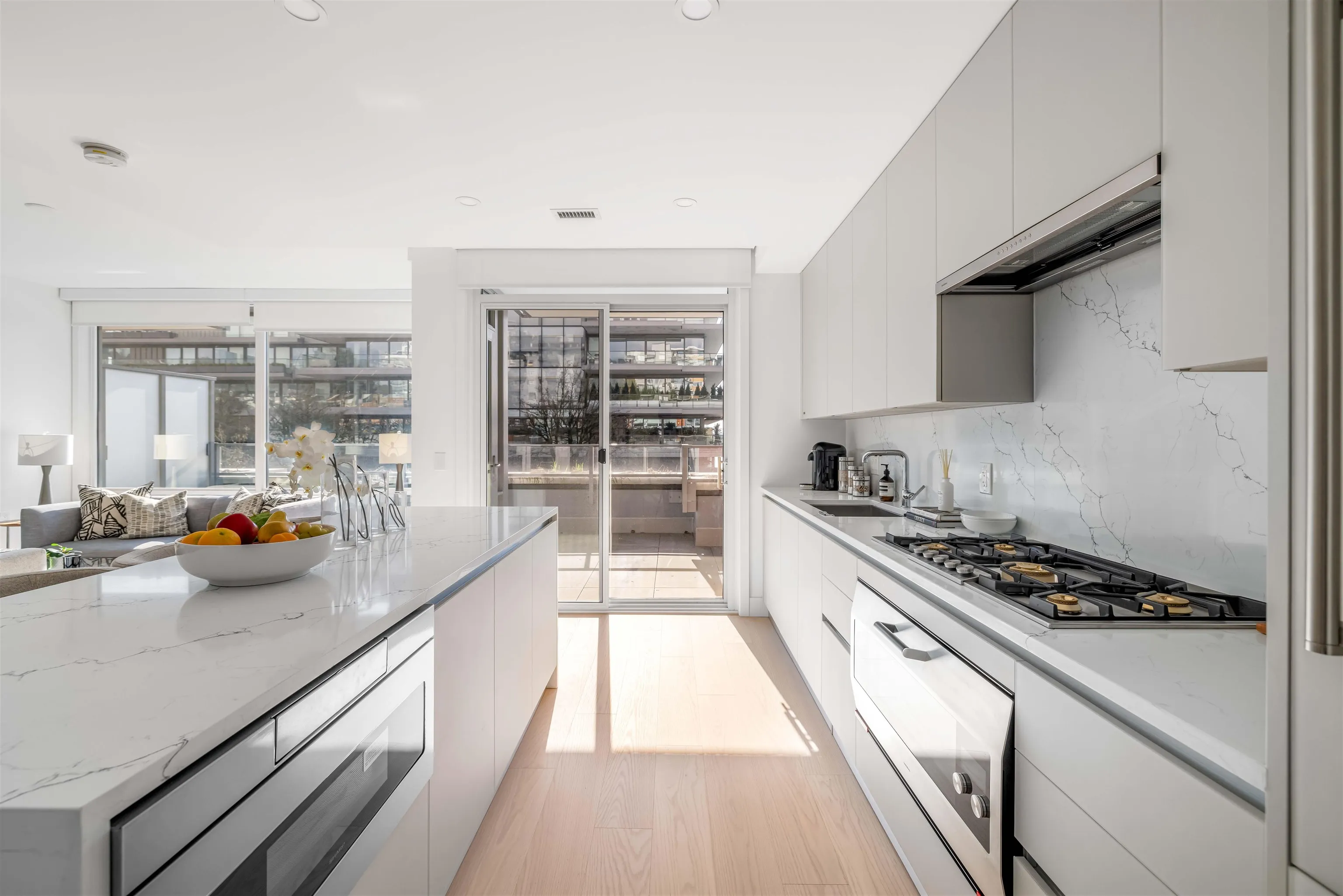 206 1331 Marine Drive