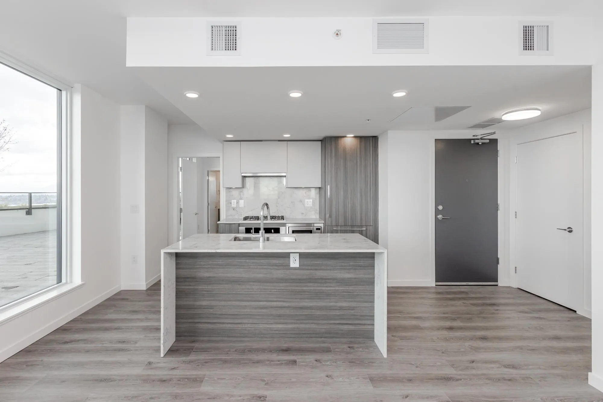 2604 10333 133 Street