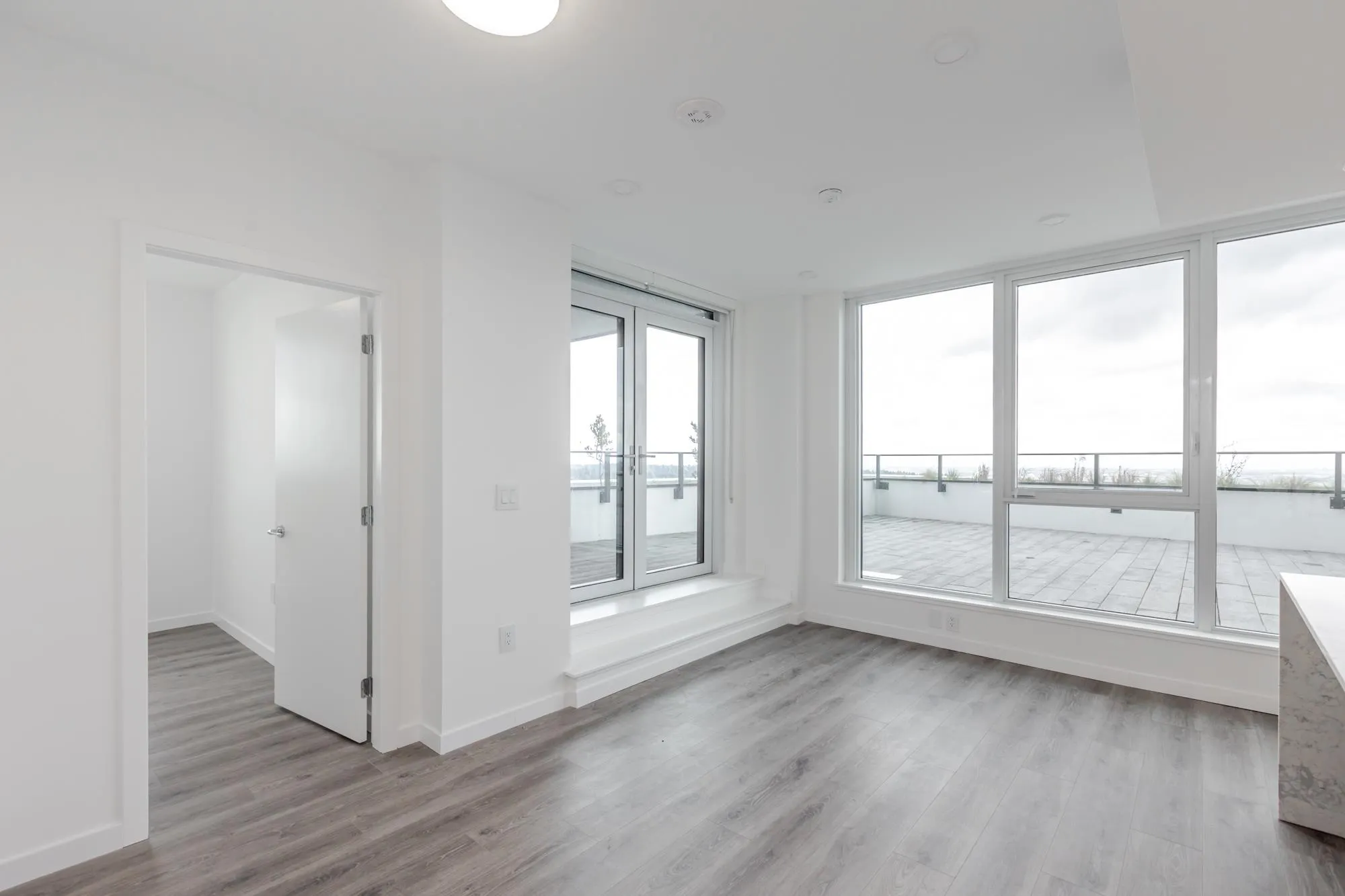 2604 10333 133 Street