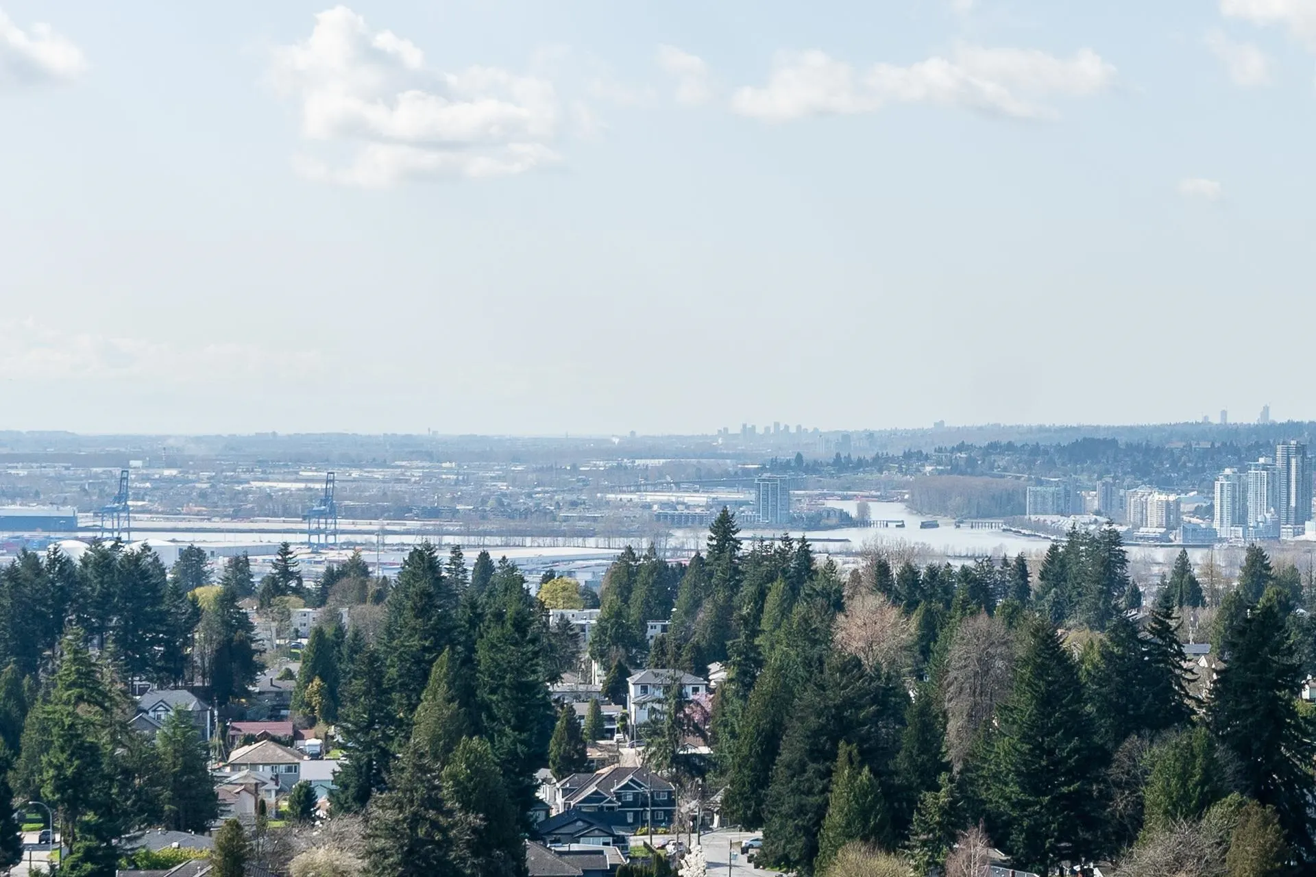 2604 10333 133 Street