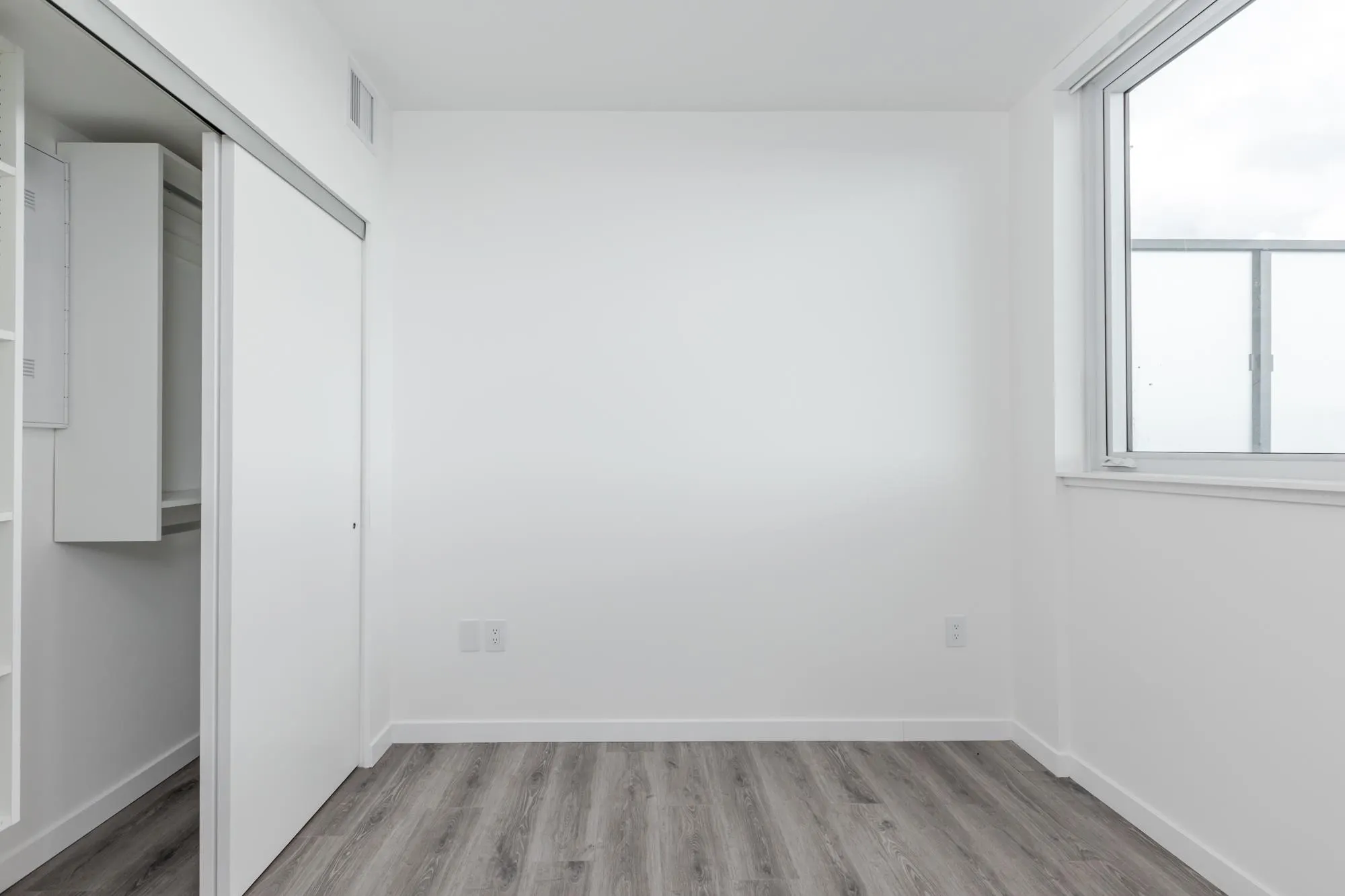 2604 10333 133 Street