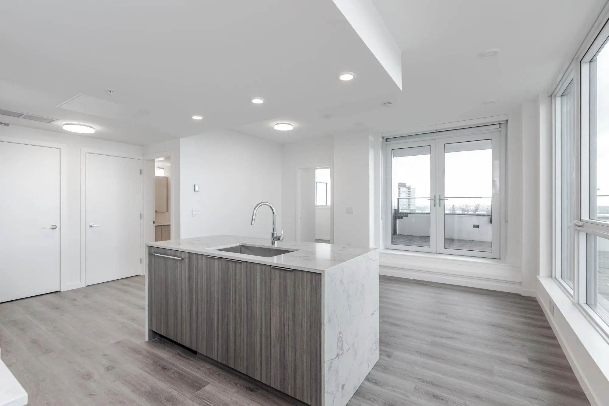 2604 10333 133 Street