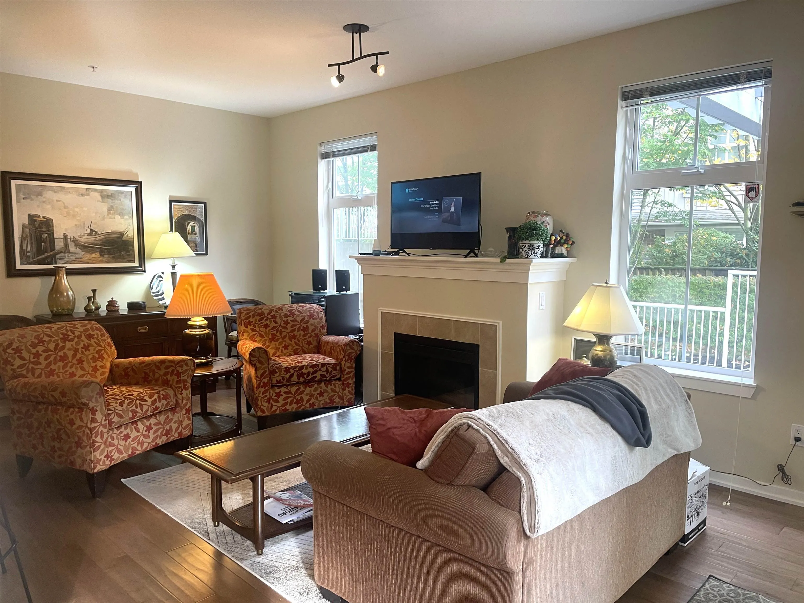 101 15299 17a Avenue