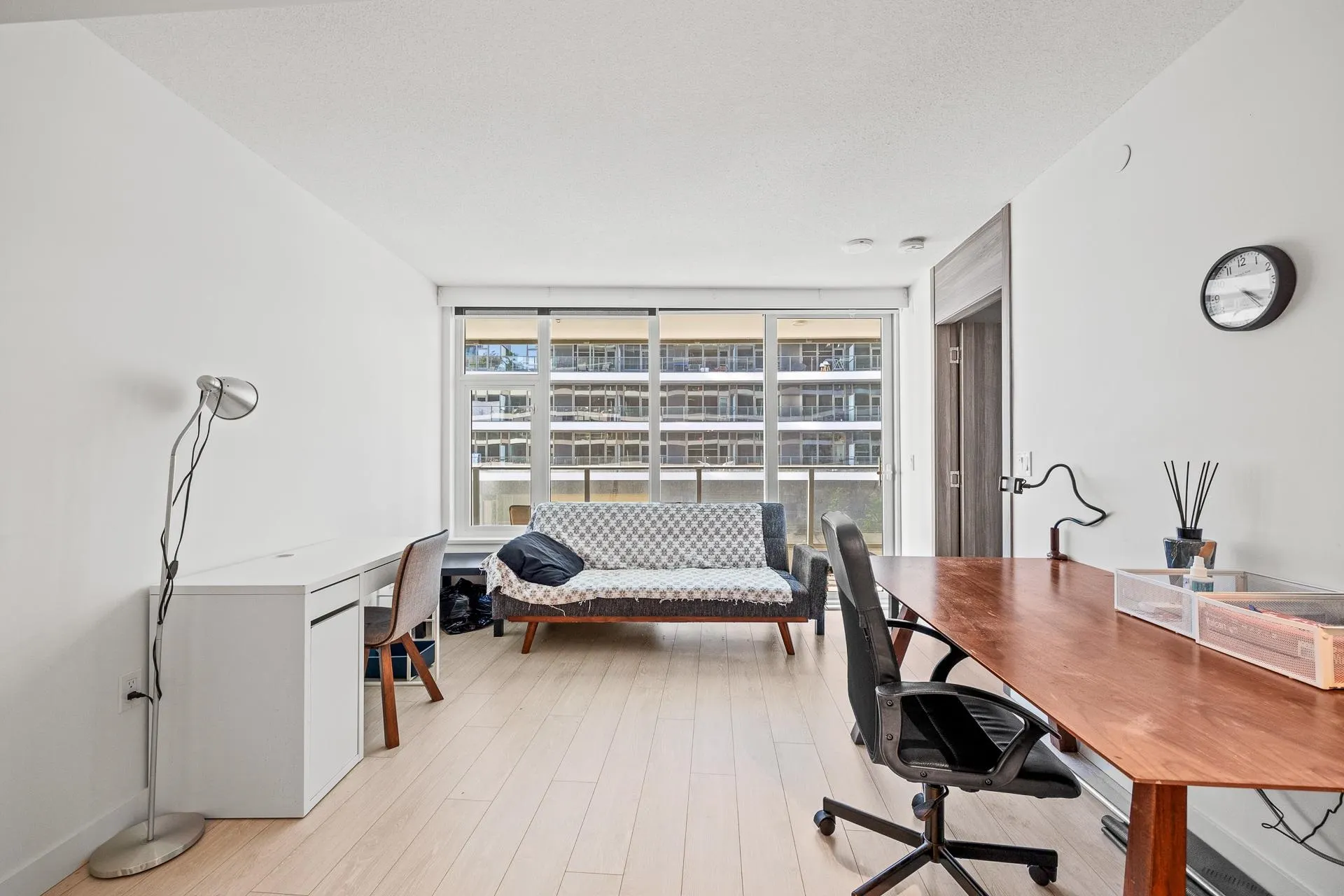 382 8608 Hazelbridge Way