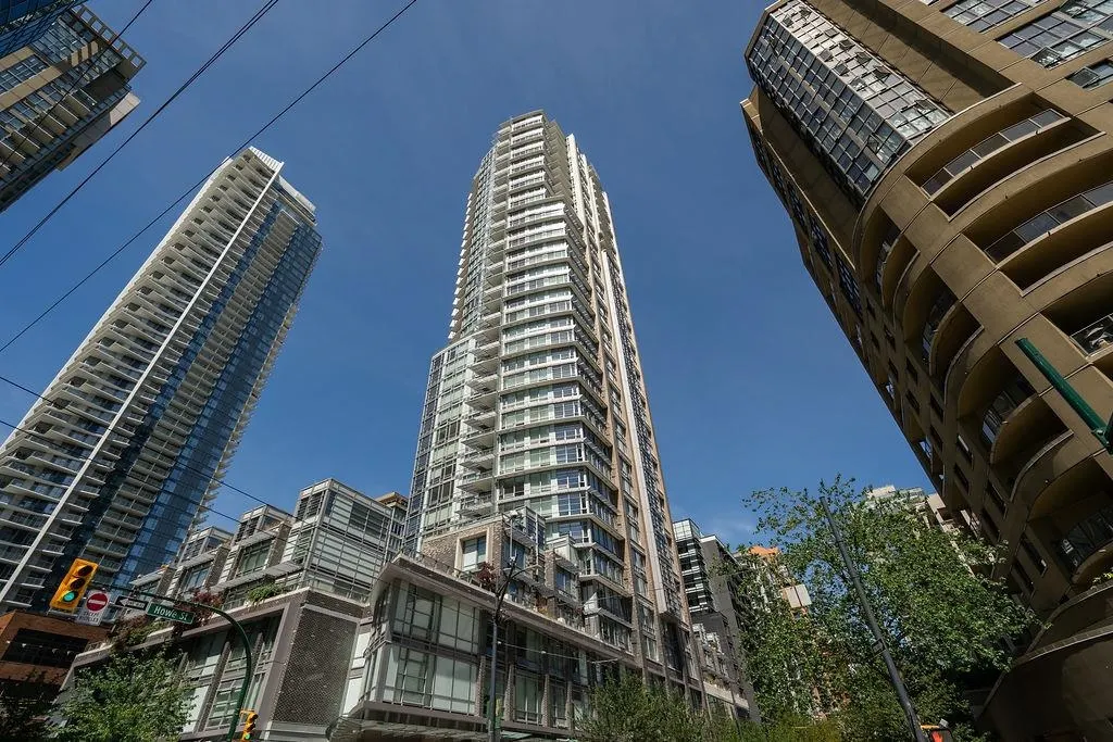 3201 1283 Howe Street