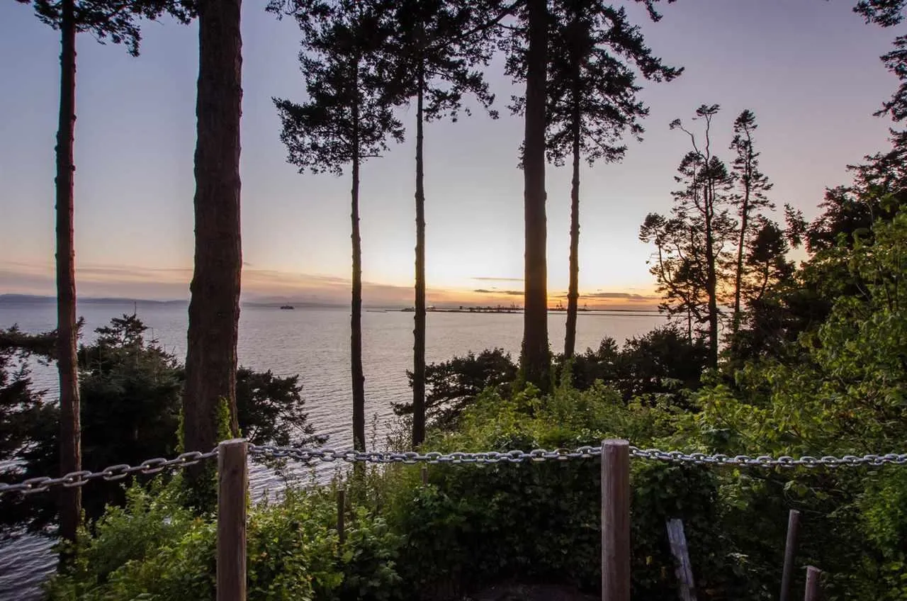 20 Tsawwassen Beach Road