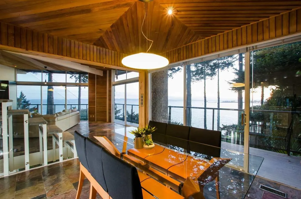 20 Tsawwassen Beach Road