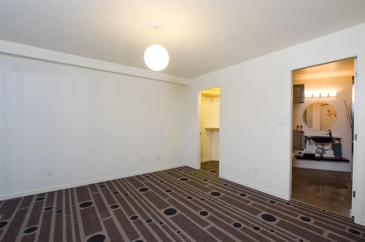 20 Tsawwassen Beach Road