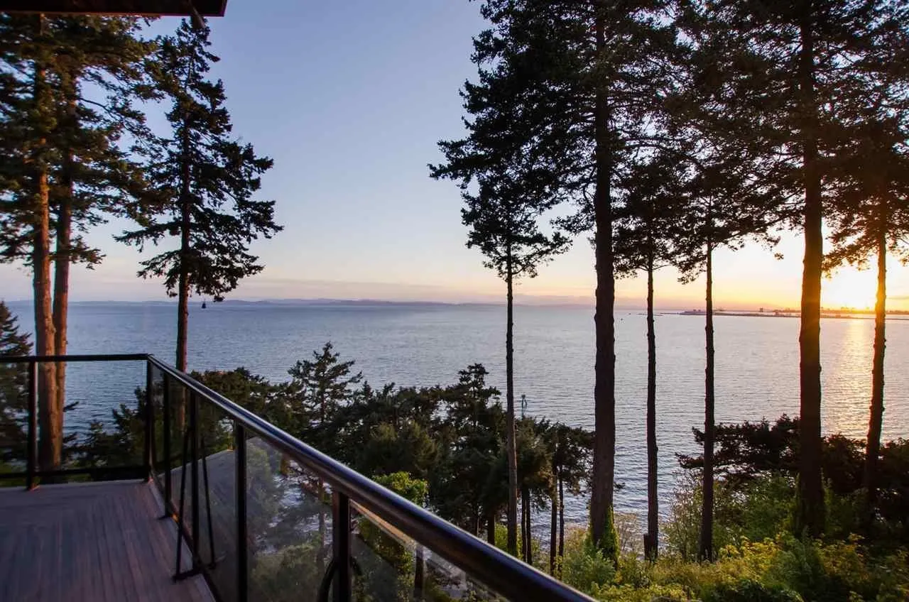 20 Tsawwassen Beach Road