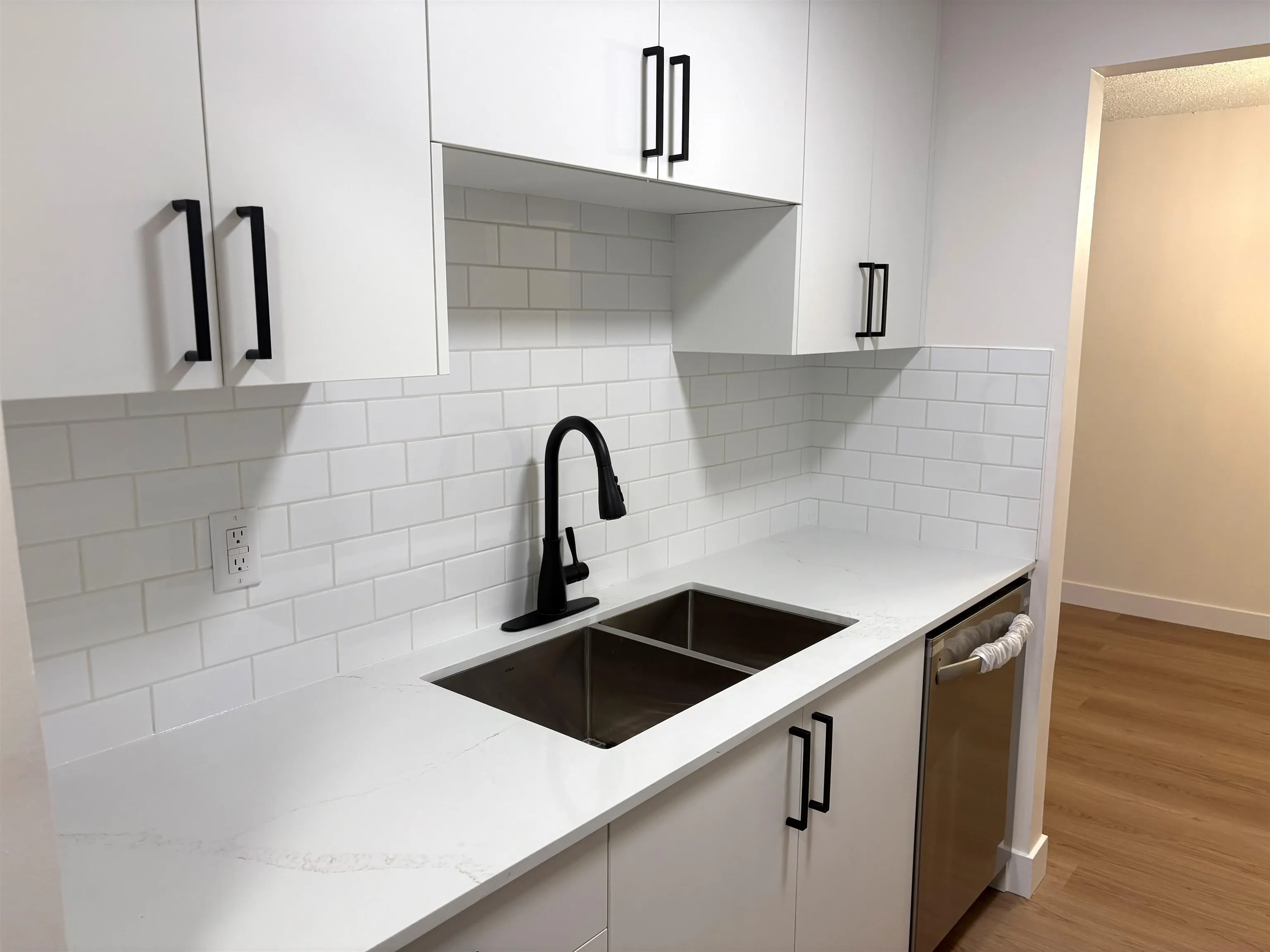 102 200 Westhill Place