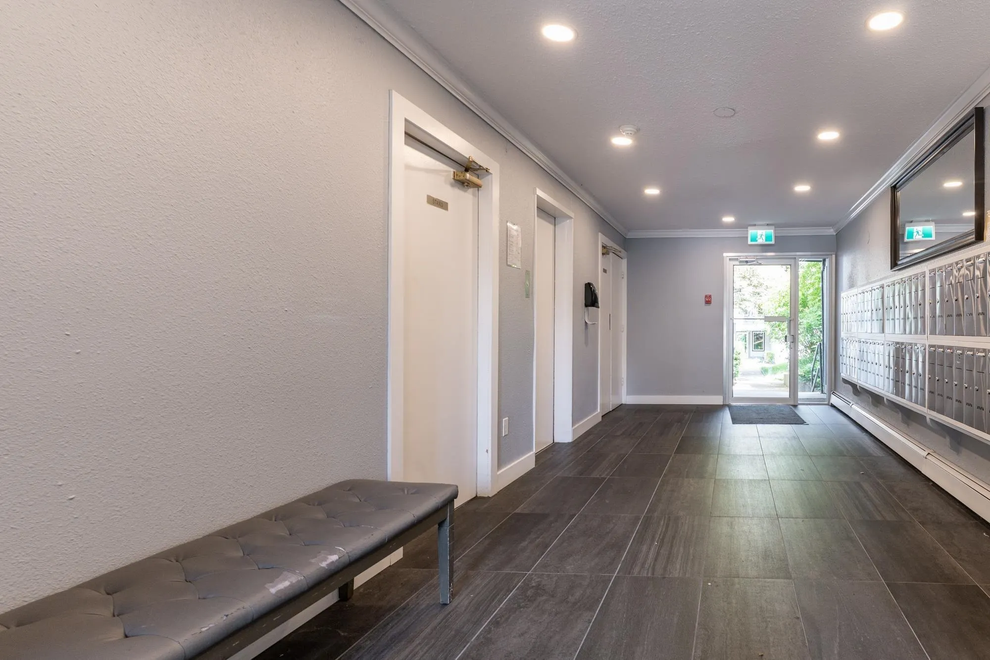 102 200 Westhill Place