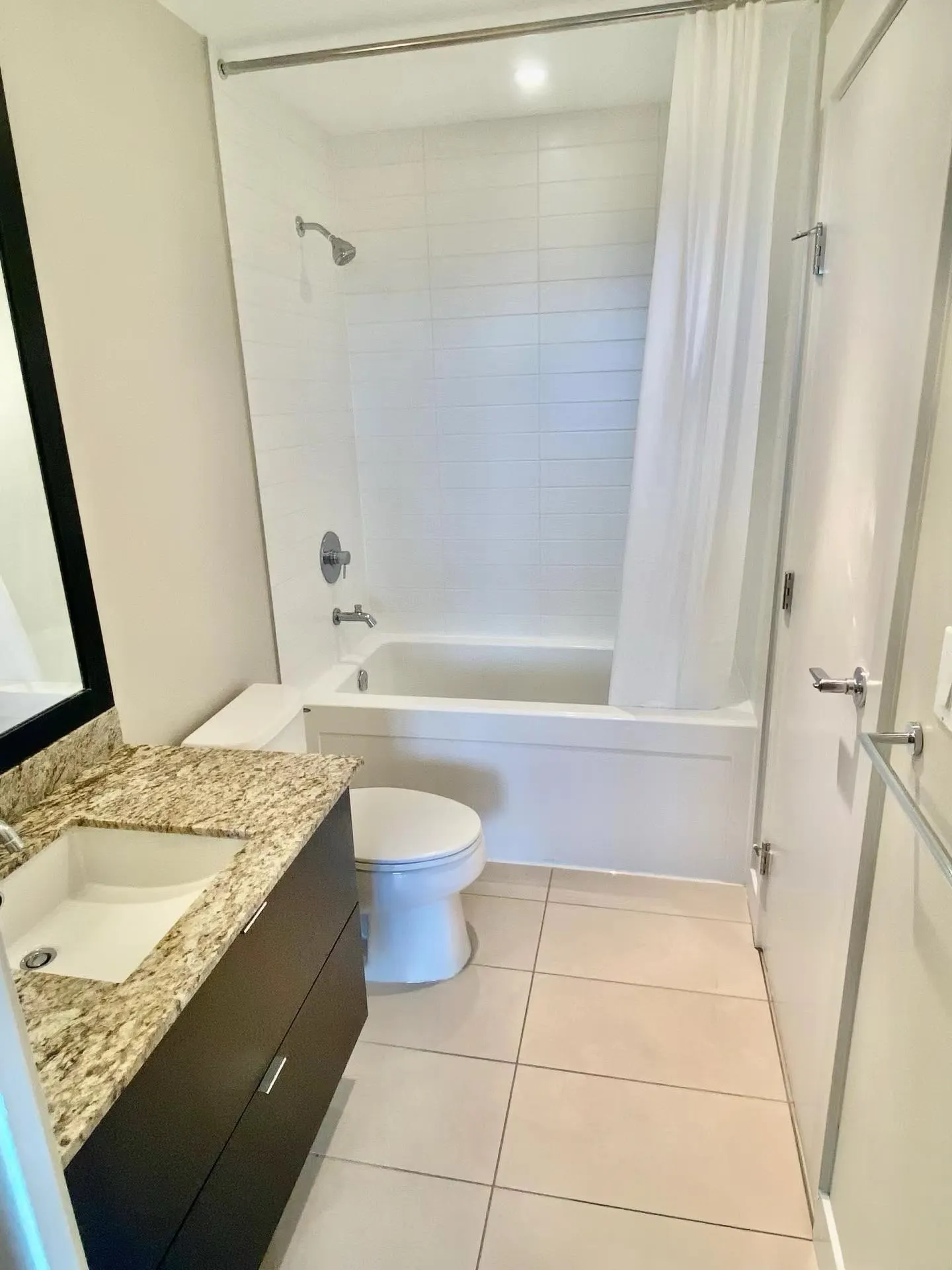 2902 7088 18th Avenue