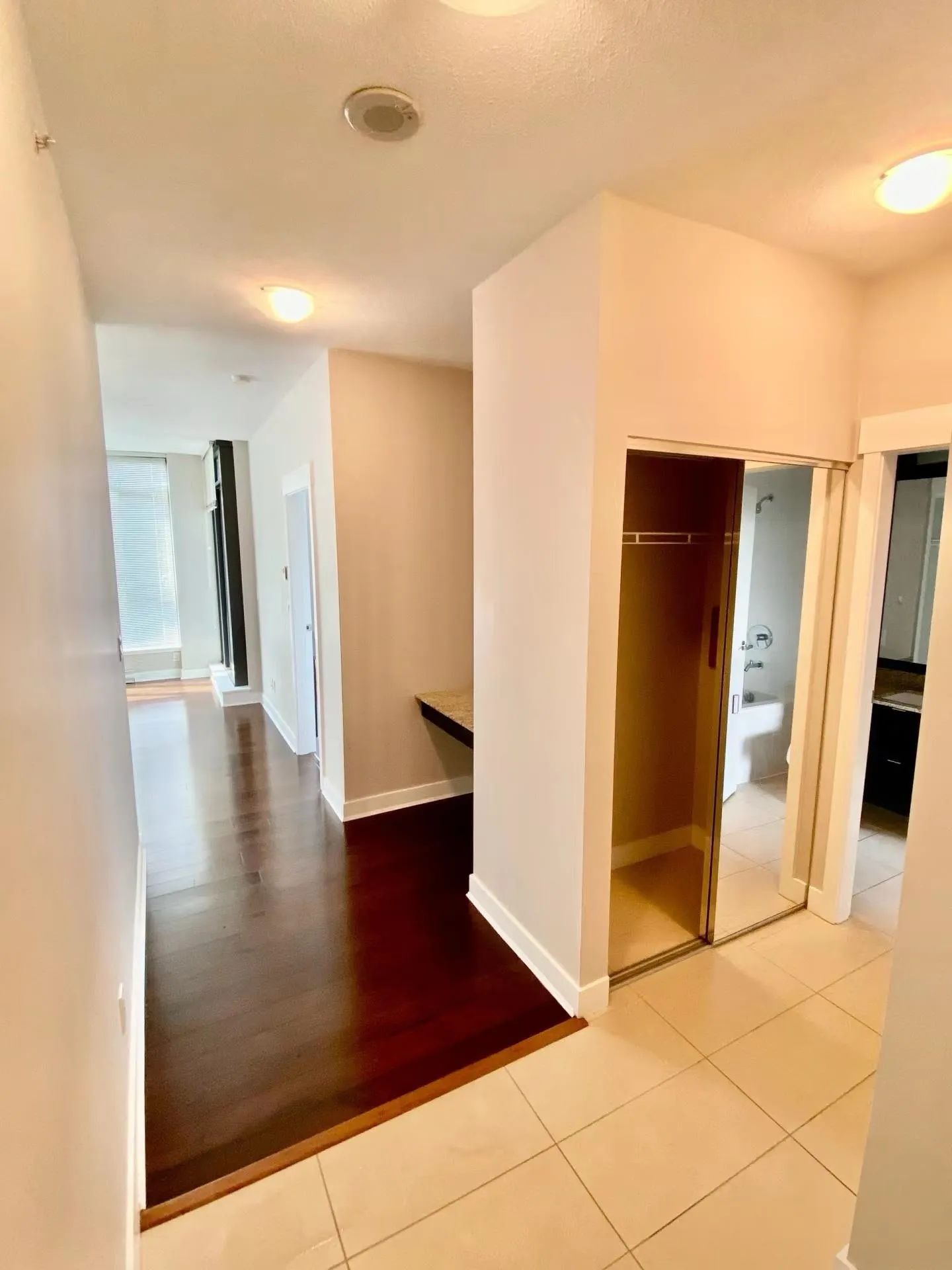 2902 7088 18th Avenue