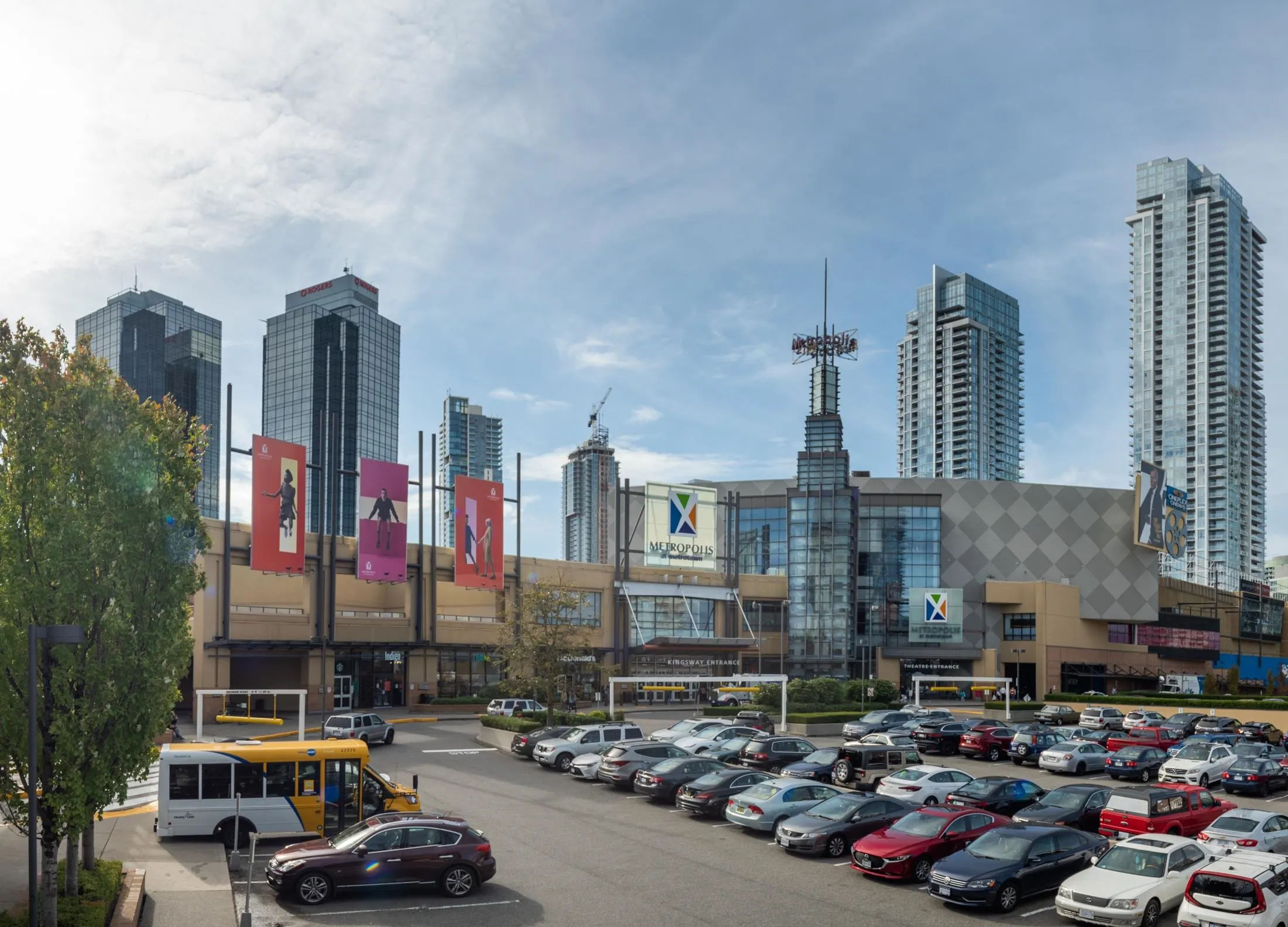 204 3264 Vanness Avenue