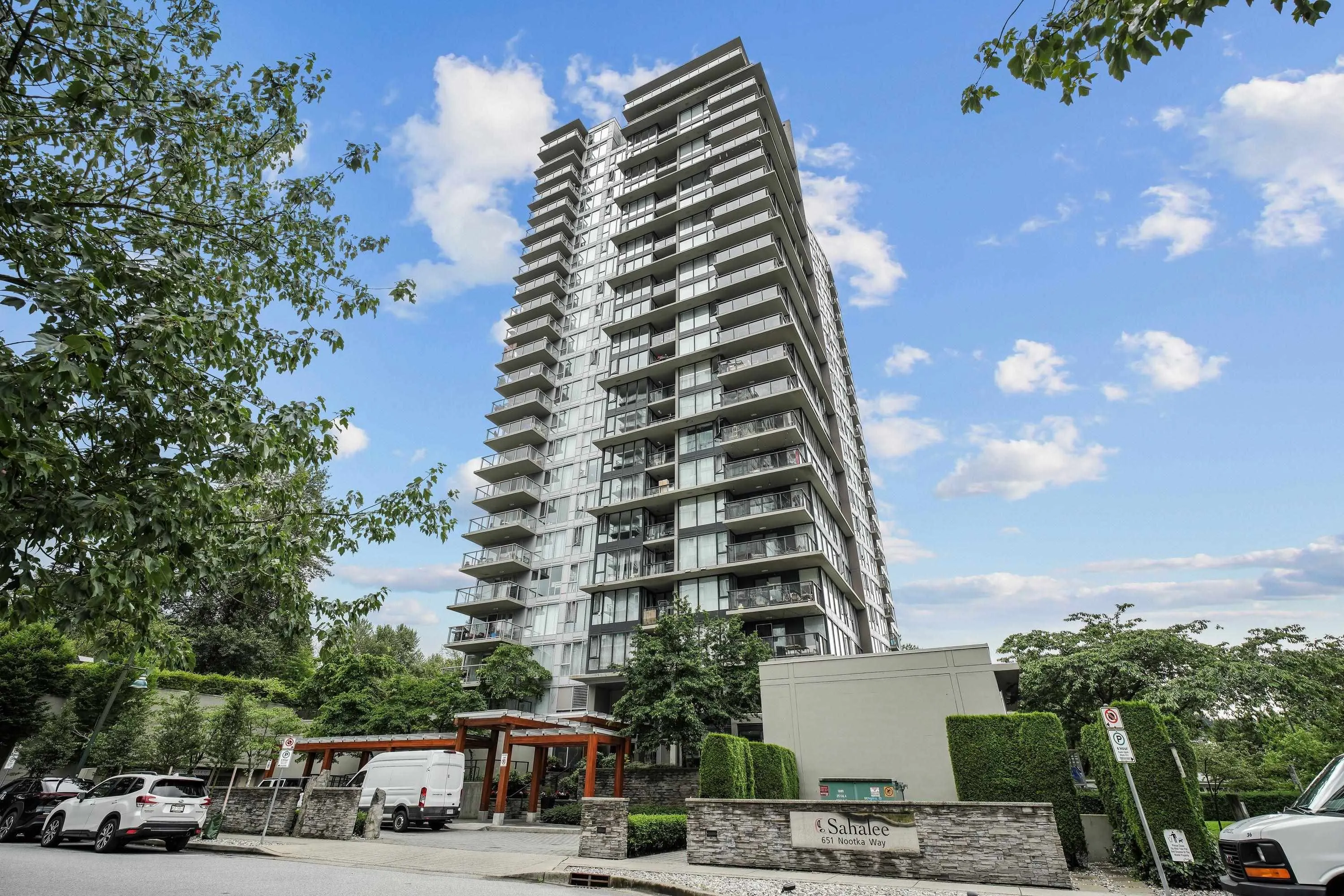 1602 651 Nootka Way